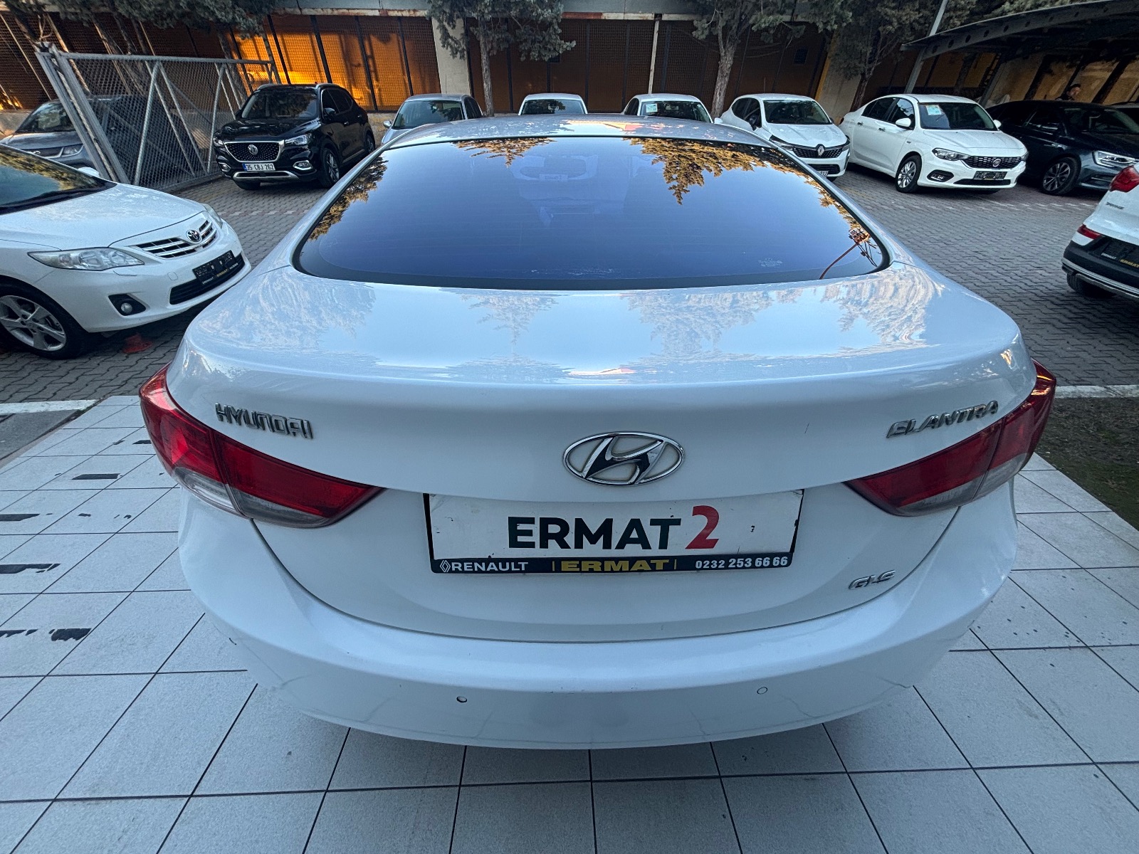 2011 Benzin + LPG Manuel Hyundai Elantra Beyaz Ermat Motorlu Araçlar ve Tarım Ürünleri Sanayi Ticaret A.Ş.