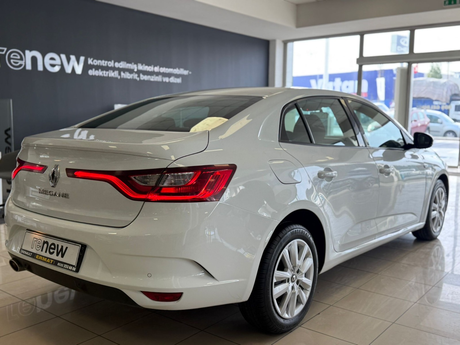 2020 Benzin Otomatik Renault Megane Beyaz Ermat Motorlu Araçlar ve Tarım Ürünleri Sanayi Ticaret A.Ş.