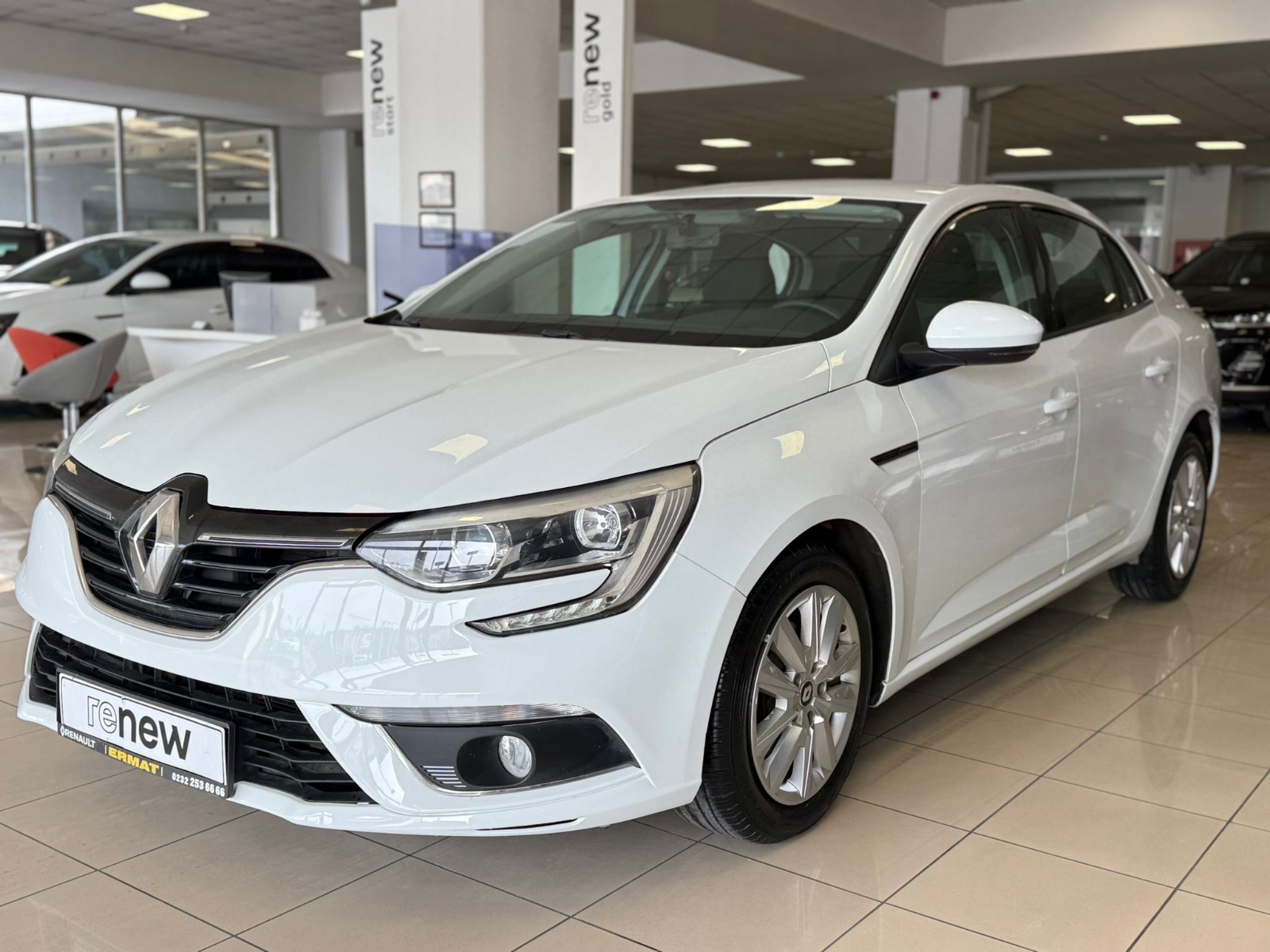2020 Benzin Otomatik Renault Megane Beyaz Ermat Motorlu Araçlar ve Tarım Ürünleri Sanayi Ticaret A.Ş.