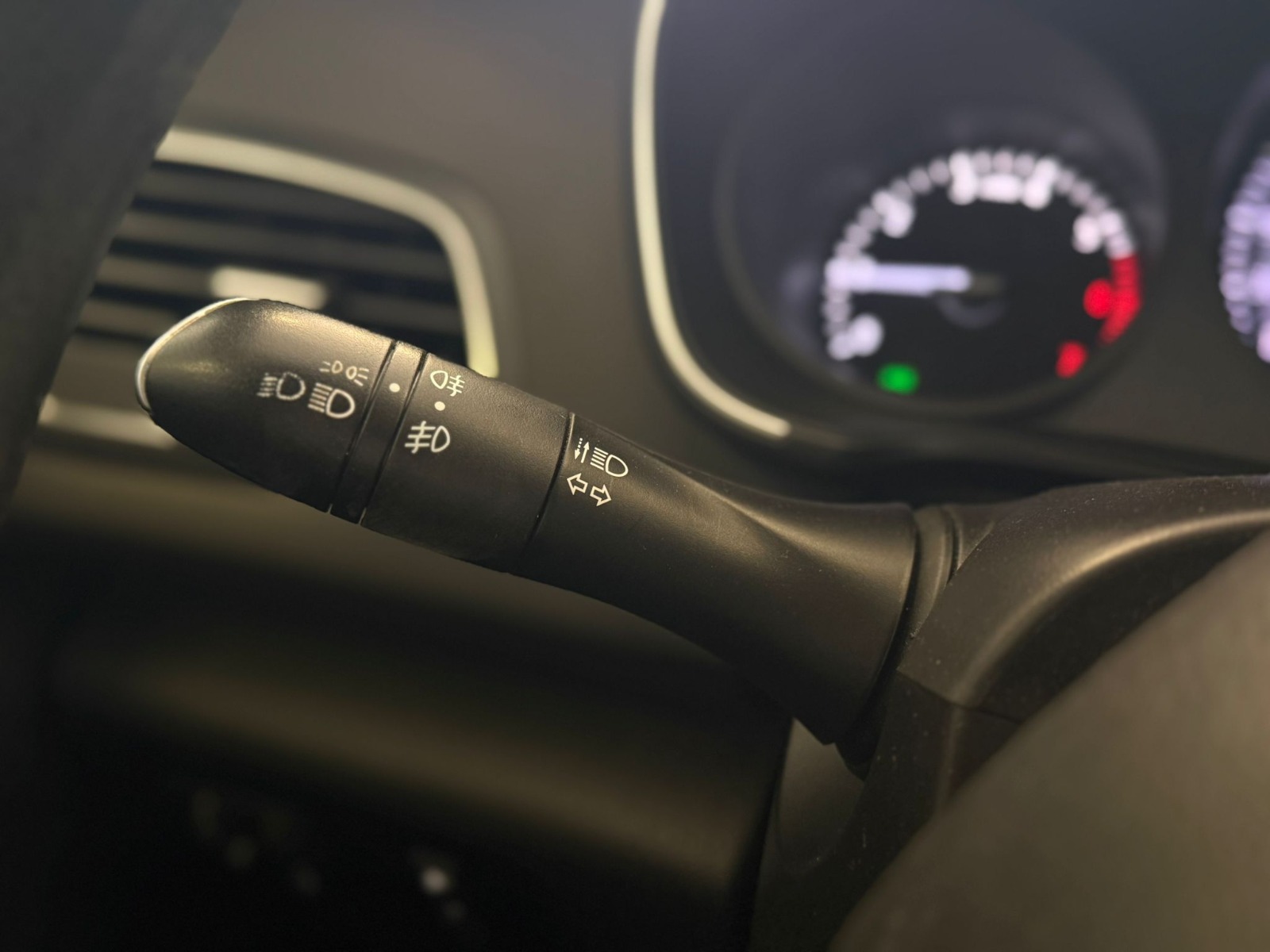 2020 Benzin Otomatik Renault Megane Beyaz Ermat Motorlu Araçlar ve Tarım Ürünleri Sanayi Ticaret A.Ş.