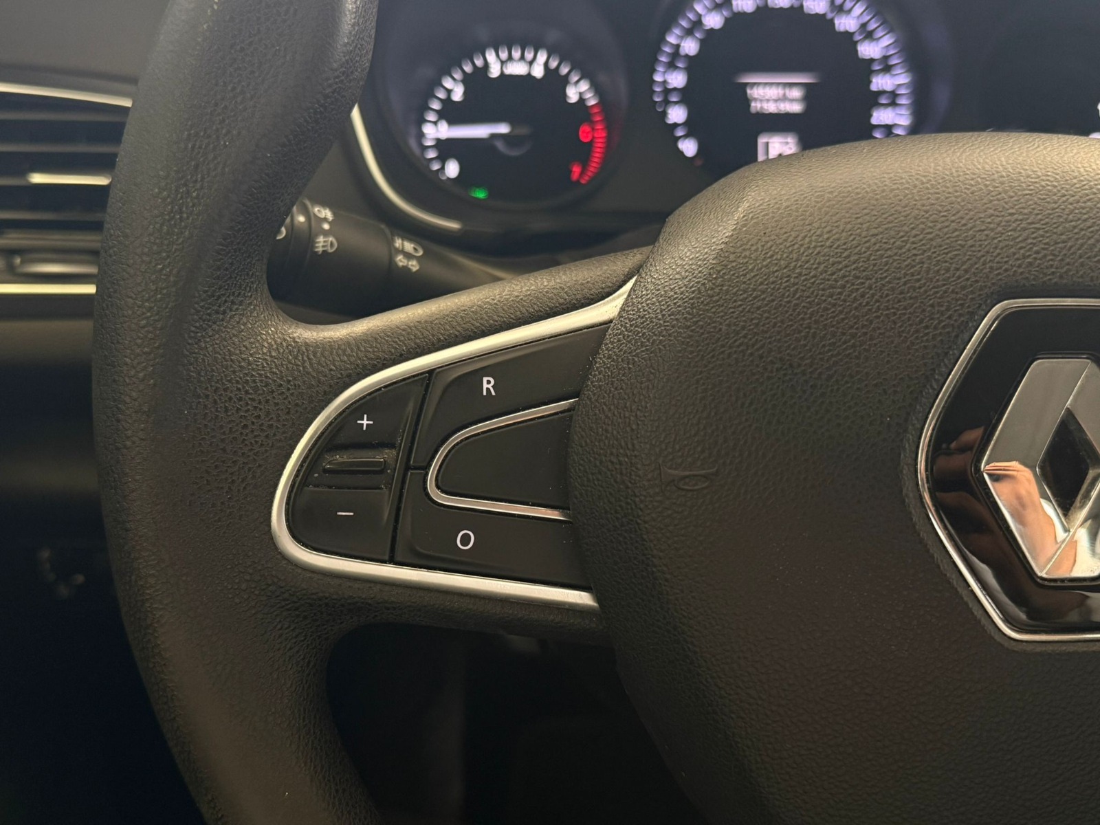 2020 Benzin Otomatik Renault Megane Beyaz Ermat Motorlu Araçlar ve Tarım Ürünleri Sanayi Ticaret A.Ş.