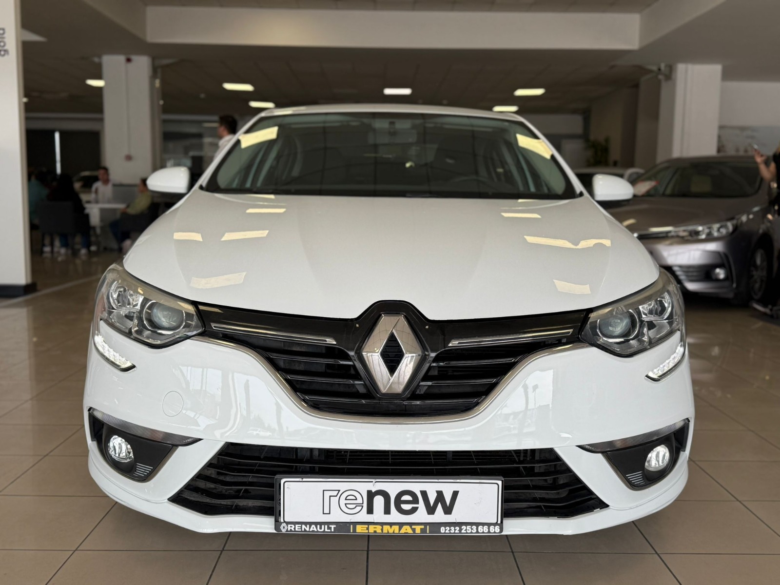 2020 Benzin Otomatik Renault Megane Beyaz Ermat Motorlu Araçlar ve Tarım Ürünleri Sanayi Ticaret A.Ş.
