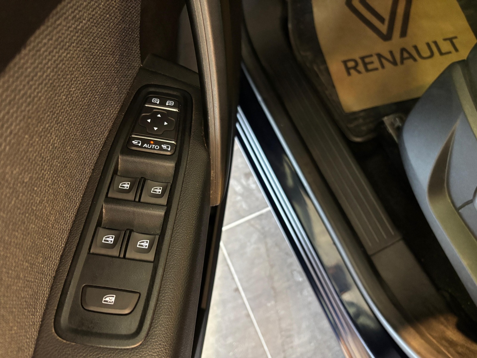2023 Elektrik Otomatik Renault Kangoo Mavi Ermat Motorlu Araçlar ve Tarım Ürünleri Sanayi Ticaret A.Ş.