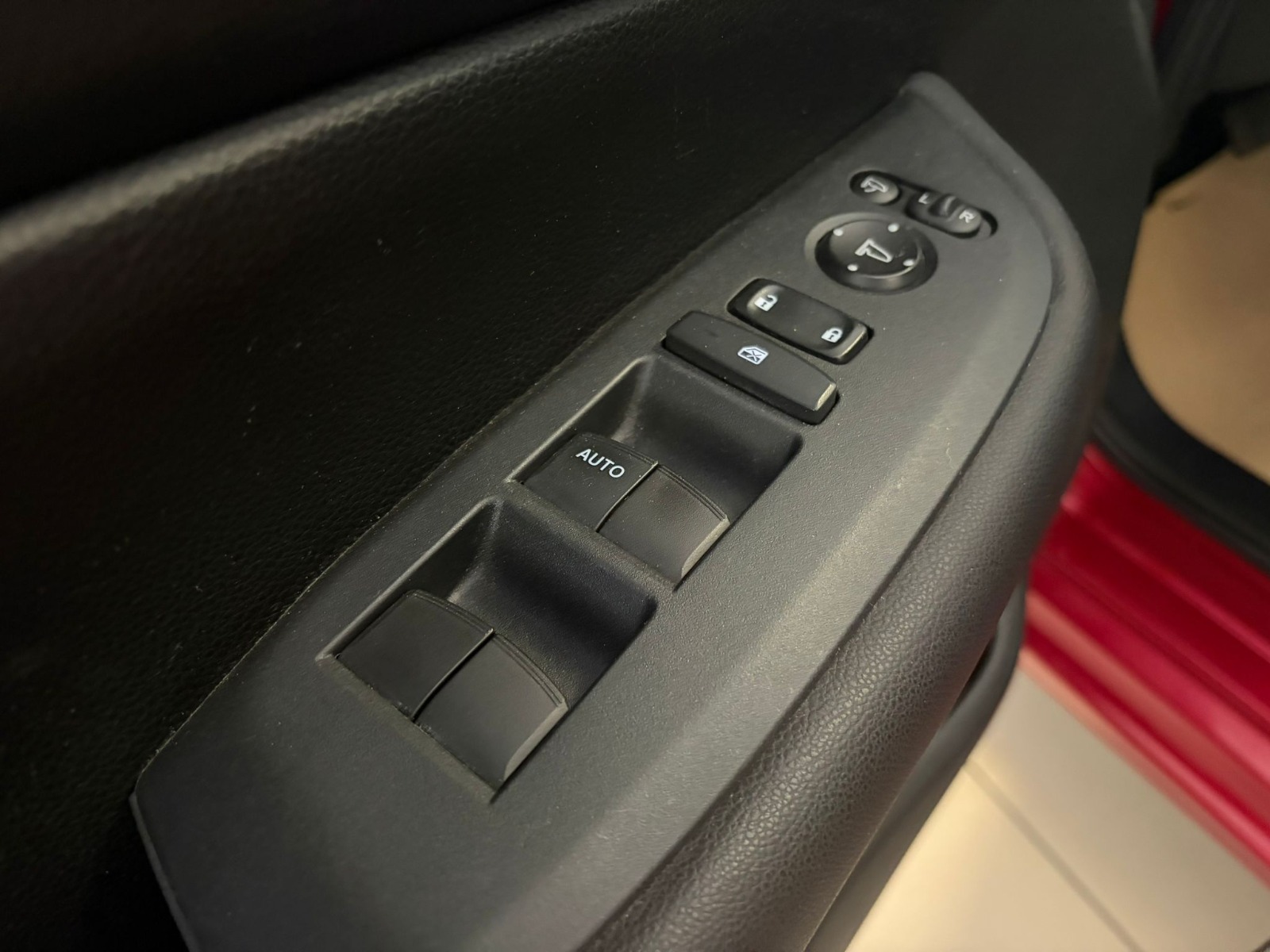 2023 Benzin Otomatik Honda City Kırmızı Ermat Motorlu Araçlar ve Tarım Ürünleri Sanayi Ticaret A.Ş.