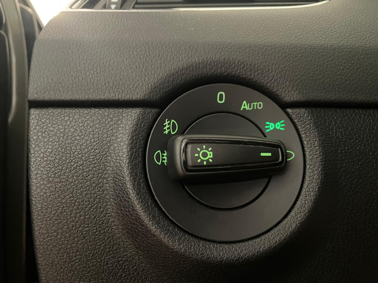 2018 Dizel Otomatik Skoda Octavia Gri Ermat Motorlu Araçlar ve Tarım Ürünleri Sanayi Ticaret A.Ş.