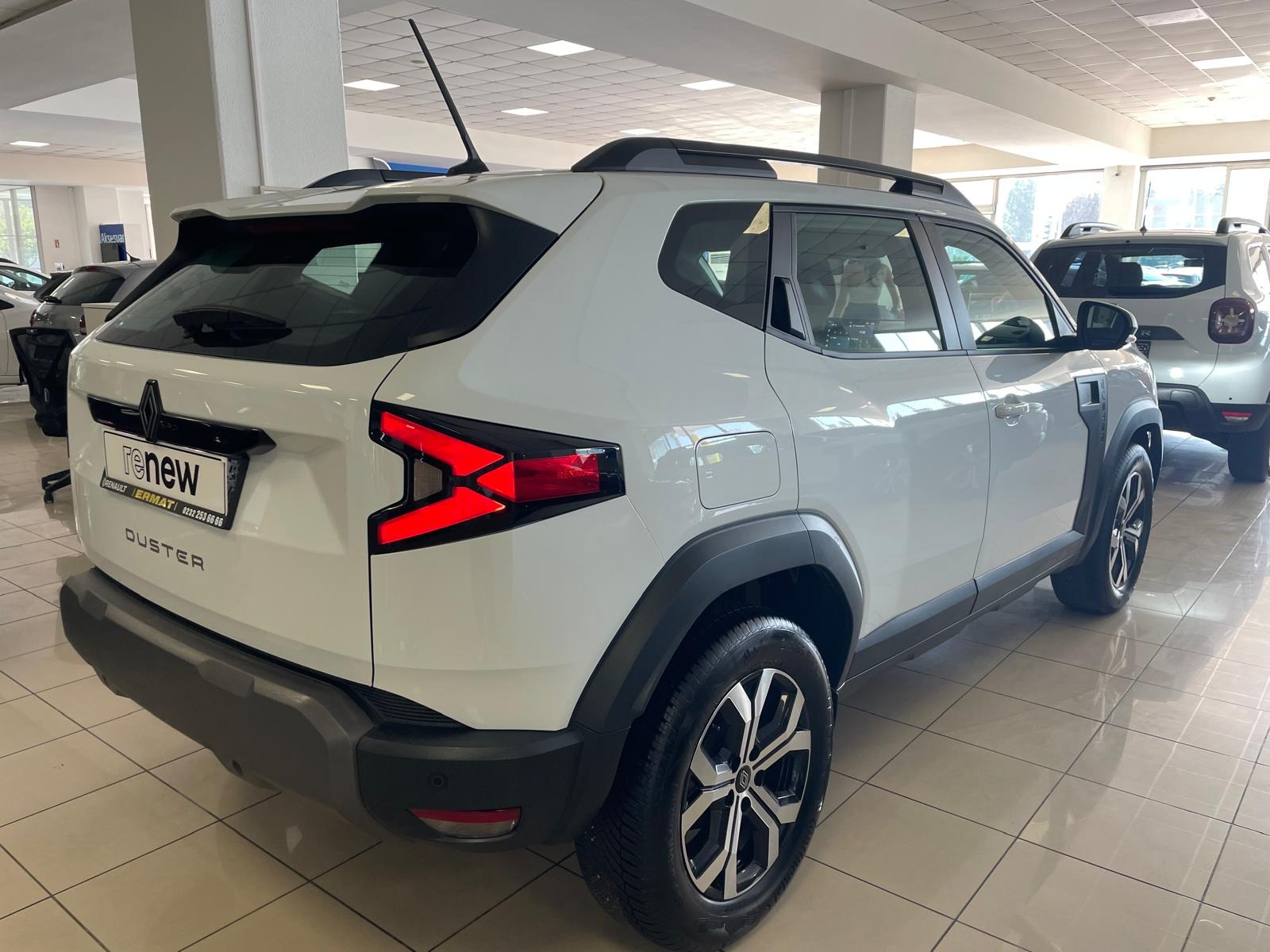 2024 MHEV Manuel Renault Duster Beyaz Ermat Motorlu Araçlar ve Tarım Ürünleri Sanayi Ticaret A.Ş.