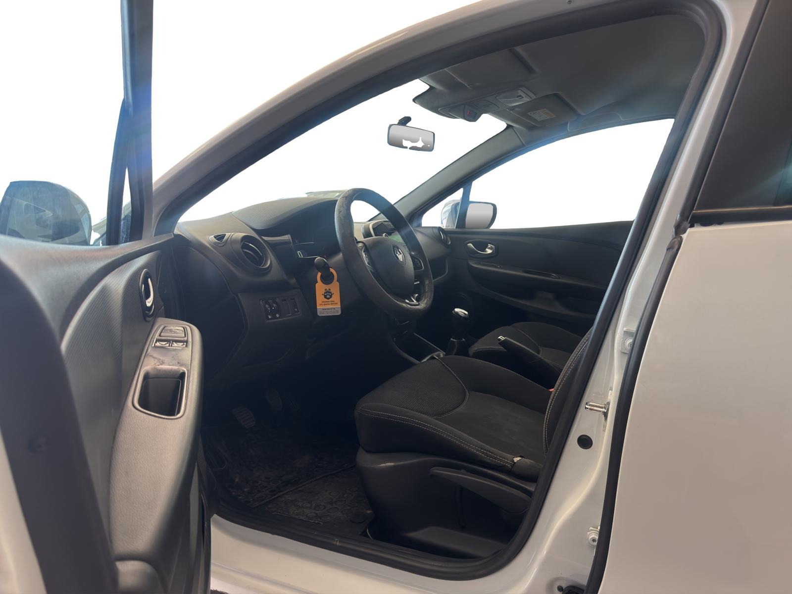 2020 Benzin Manuel Renault Clio Beyaz Ermat Motorlu Araçlar ve Tarım Ürünleri Sanayi Ticaret A.Ş.