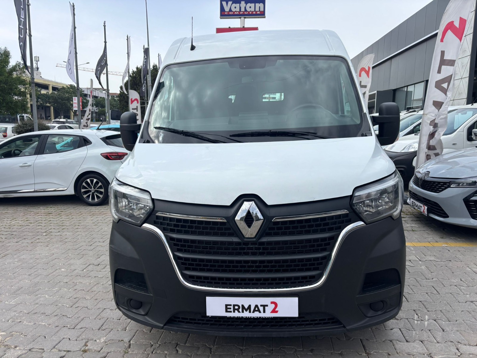 2022 Dizel Manuel Renault Master Beyaz Ermat Motorlu Araçlar ve Tarım Ürünleri Sanayi Ticaret A.Ş.
