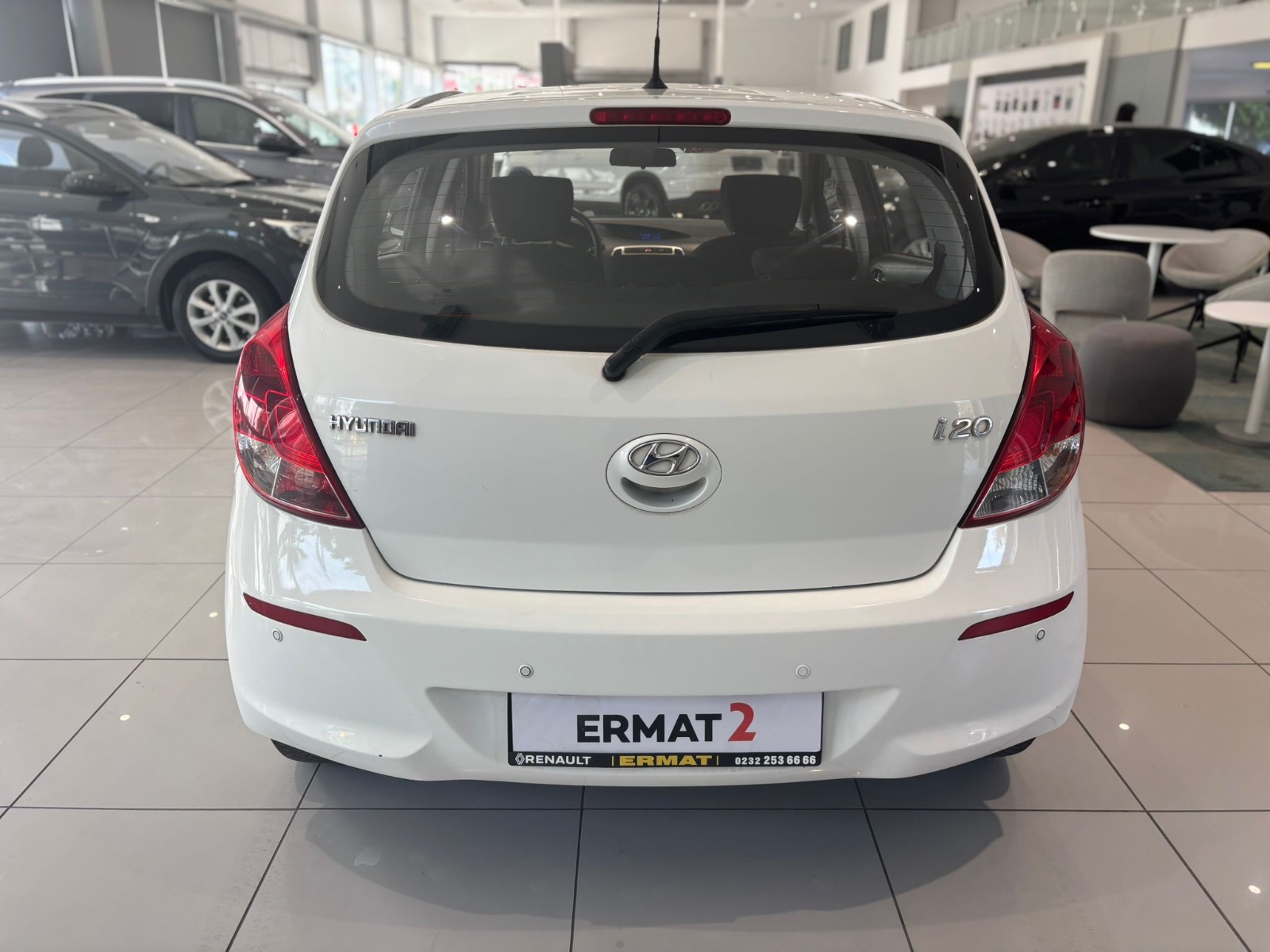 2013 Benzin Manuel Hyundai i20 Beyaz Ermat Motorlu Araçlar ve Tarım Ürünleri Sanayi Ticaret A.Ş.