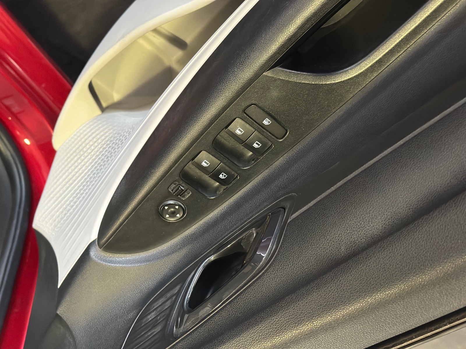 2021 Benzin Otomatik Hyundai i20 Kırmızı Ermat Motorlu Araçlar ve Tarım Ürünleri Sanayi Ticaret A.Ş.