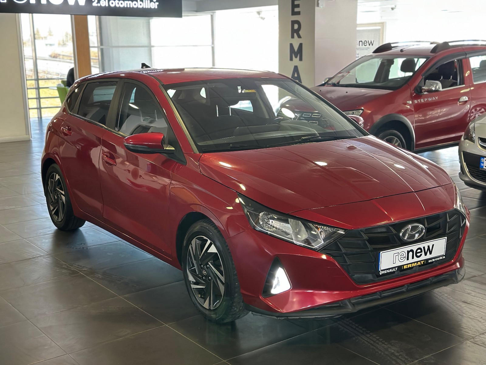 2021 Benzin Otomatik Hyundai i20 Kırmızı Ermat Motorlu Araçlar ve Tarım Ürünleri Sanayi Ticaret A.Ş.