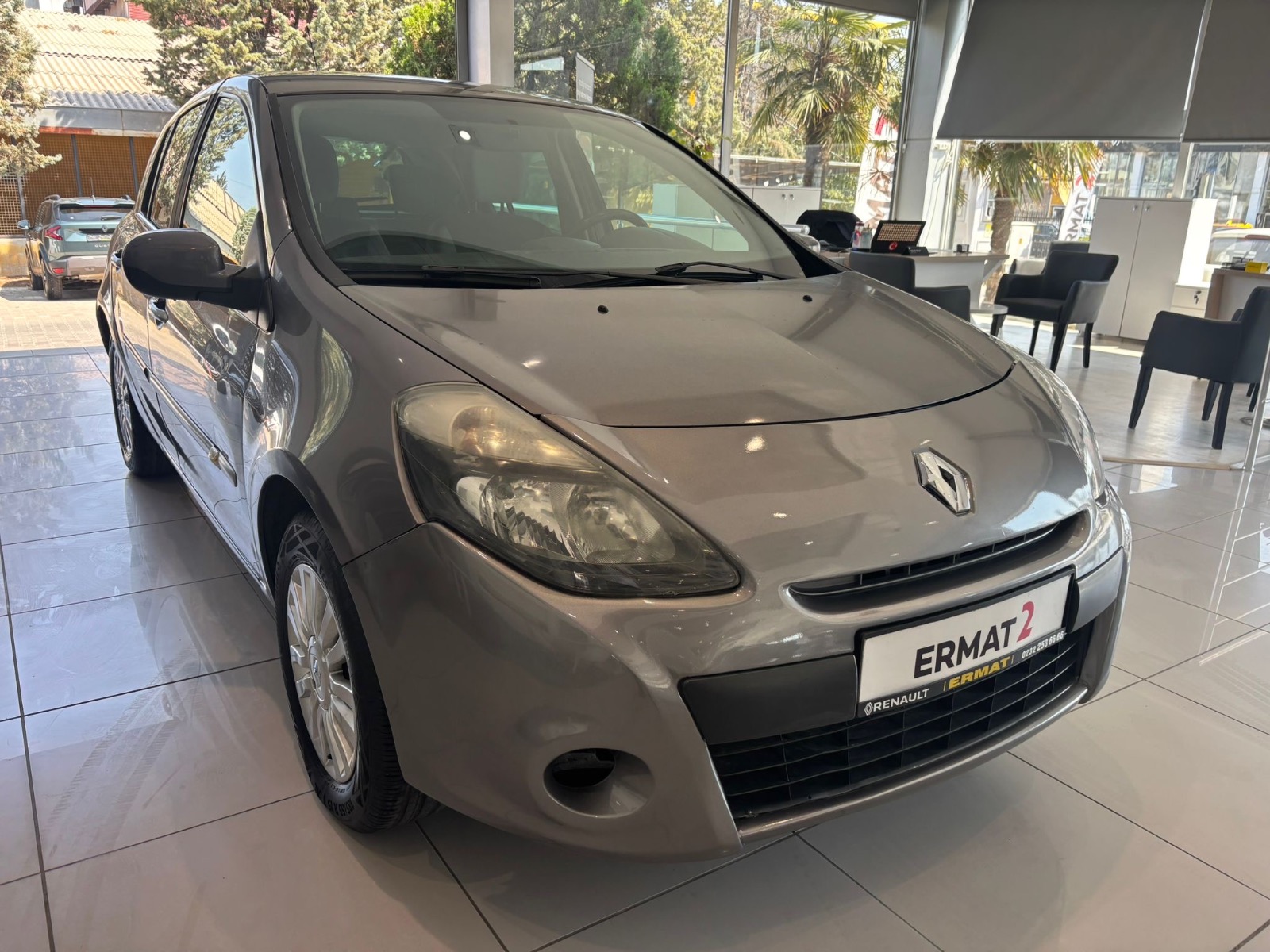 2011 Dizel Otomatik Renault Clio Bej Ermat Motorlu Araçlar ve Tarım Ürünleri Sanayi Ticaret A.Ş.