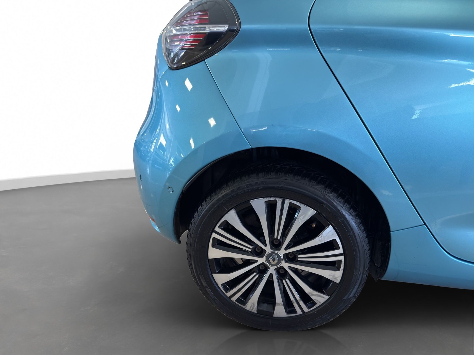 2022 Elektrik Otomatik Renault ZOE Mavi Ermat Motorlu Araçlar ve Tarım Ürünleri Sanayi Ticaret A.Ş.