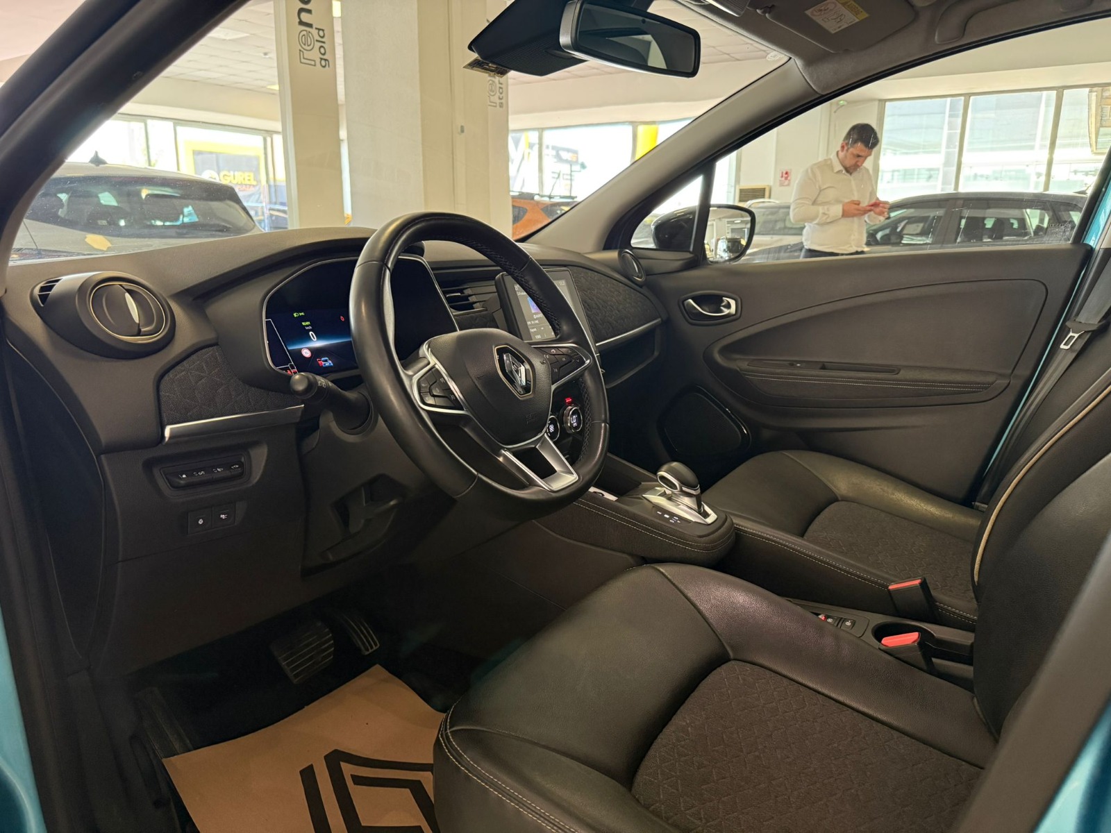 2022 Elektrik Otomatik Renault ZOE Mavi Ermat Motorlu Araçlar ve Tarım Ürünleri Sanayi Ticaret A.Ş.