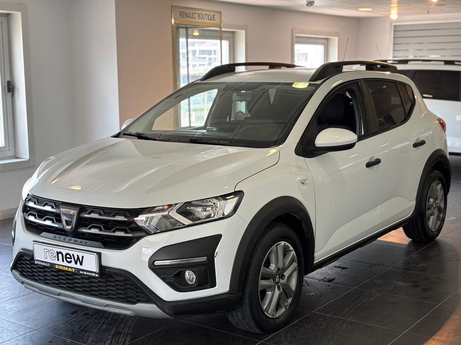 2021 Benzin + LPG Manuel Dacia Sandero Beyaz Ermat Motorlu Araçlar ve Tarım Ürünleri Sanayi Ticaret A.Ş.