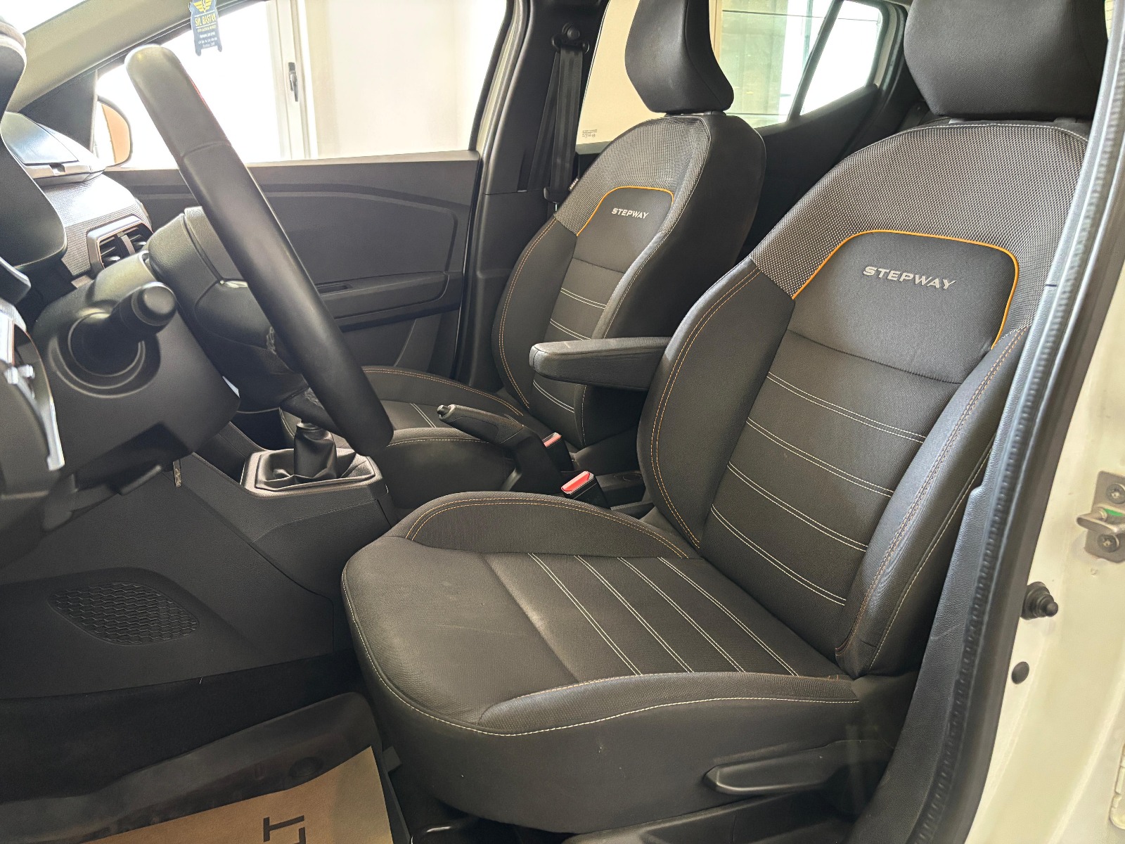 2021 Benzin + LPG Manuel Dacia Sandero Beyaz Ermat Motorlu Araçlar ve Tarım Ürünleri Sanayi Ticaret A.Ş.