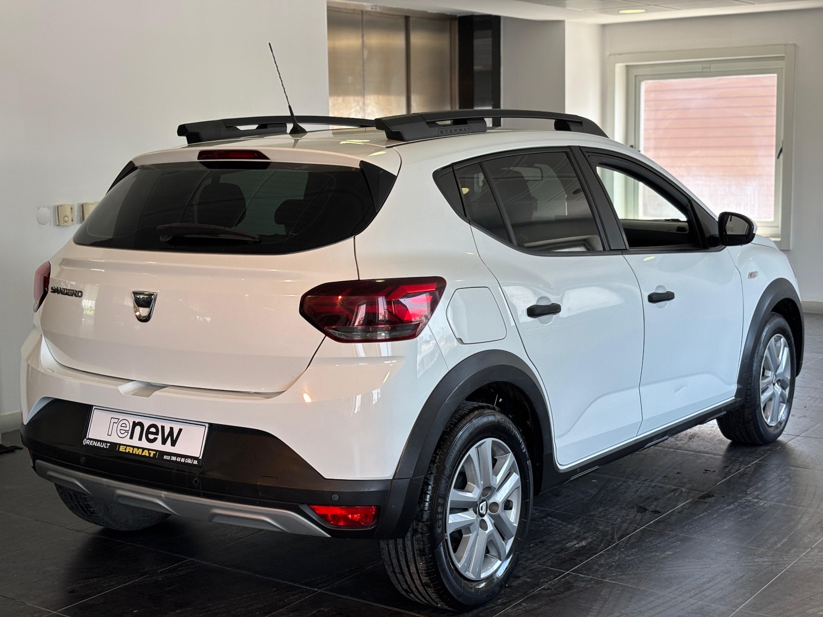 2021 Benzin + LPG Manuel Dacia Sandero Beyaz Ermat Motorlu Araçlar ve Tarım Ürünleri Sanayi Ticaret A.Ş.