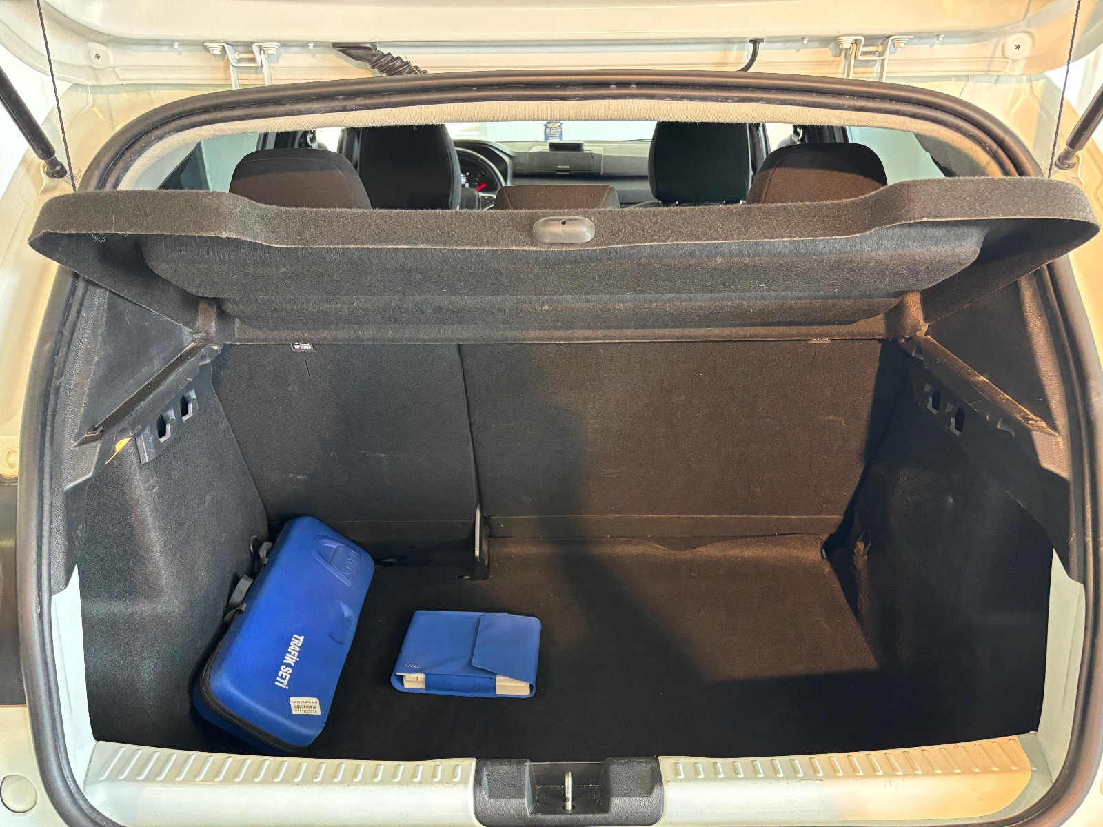 2021 Benzin + LPG Manuel Dacia Sandero Beyaz Ermat Motorlu Araçlar ve Tarım Ürünleri Sanayi Ticaret A.Ş.