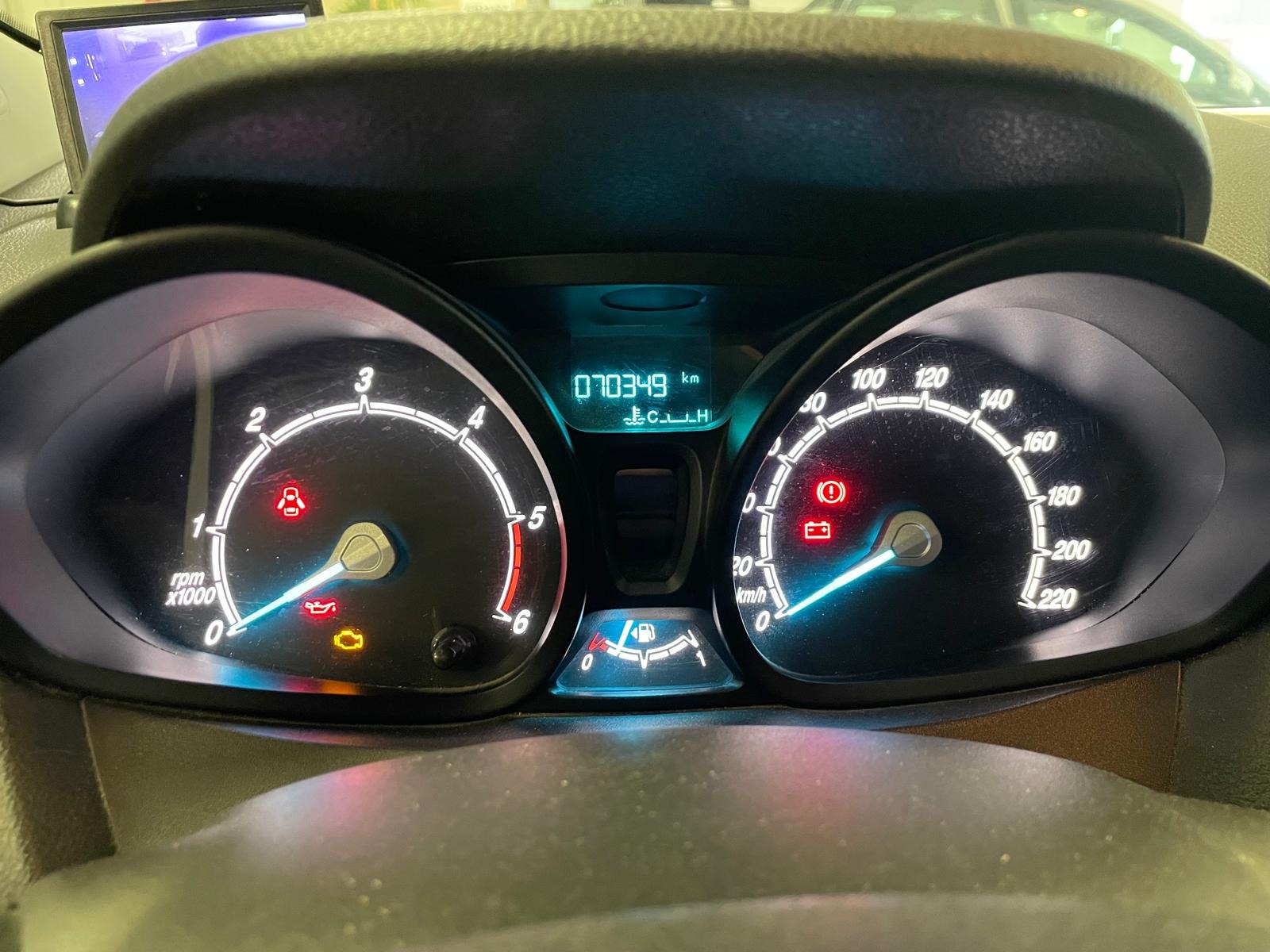 2020 Dizel Manuel Ford Transit Courier Beyaz Ermat Motorlu Araçlar ve Tarım Ürünleri Sanayi Ticaret A.Ş.