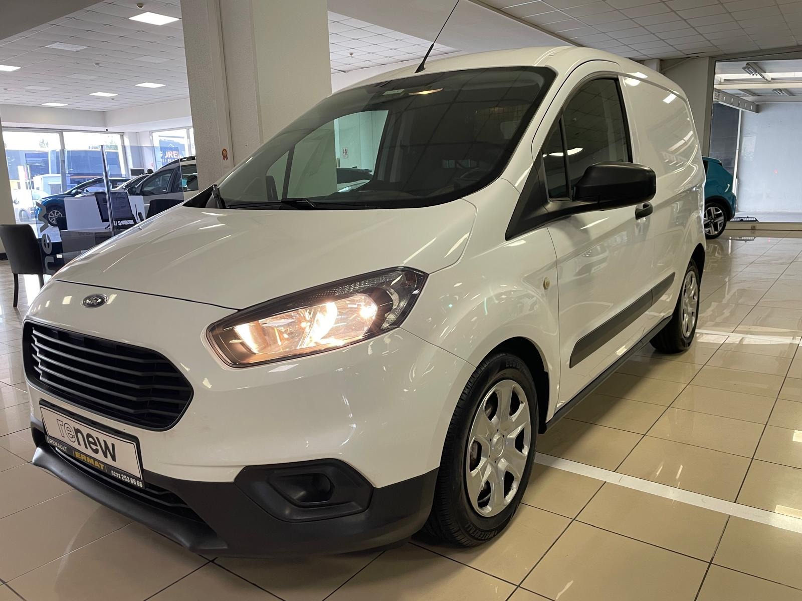 2020 Dizel Manuel Ford Transit Courier Beyaz Ermat Motorlu Araçlar ve Tarım Ürünleri Sanayi Ticaret A.Ş.