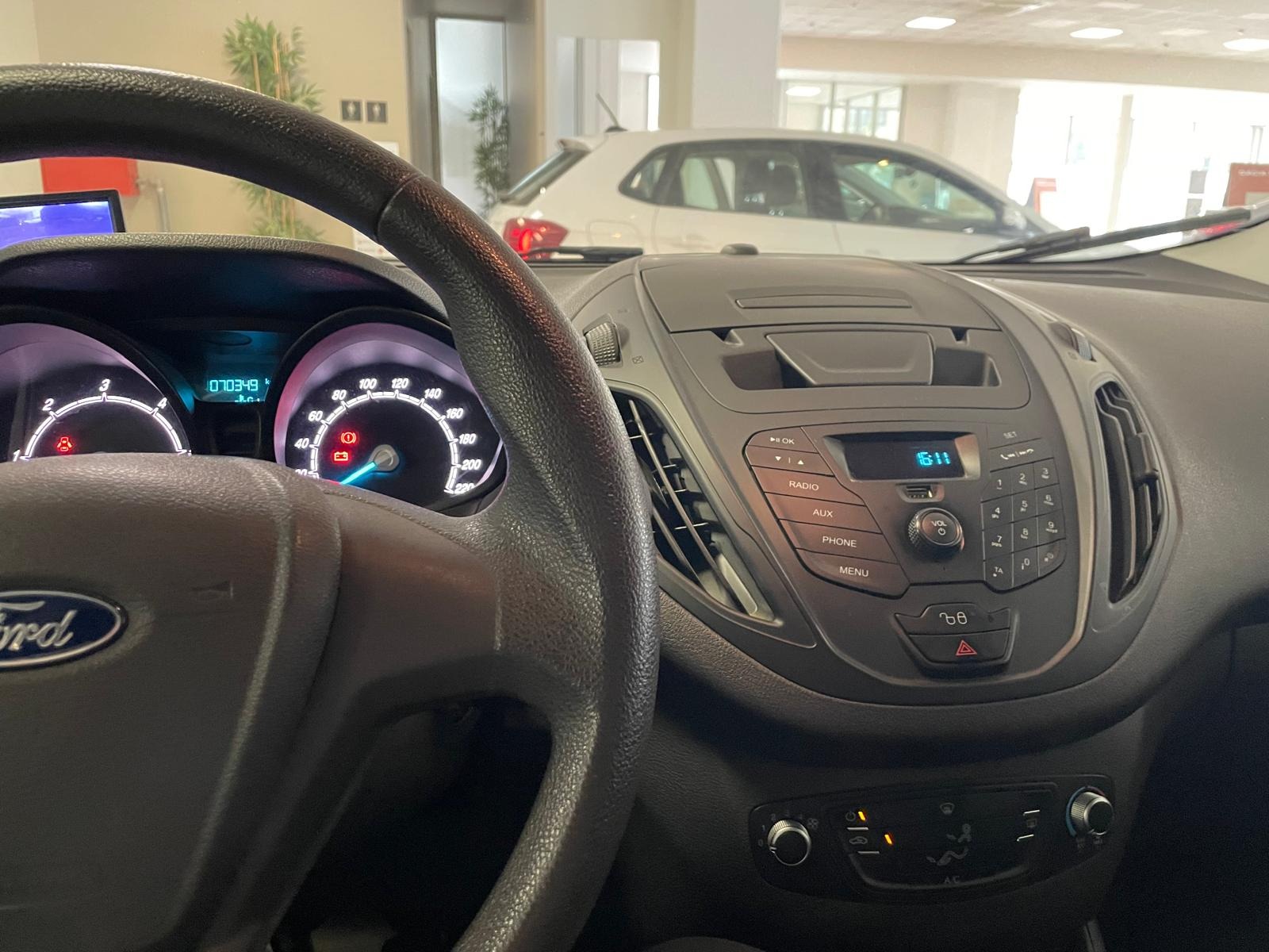 2020 Dizel Manuel Ford Transit Courier Beyaz Ermat Motorlu Araçlar ve Tarım Ürünleri Sanayi Ticaret A.Ş.