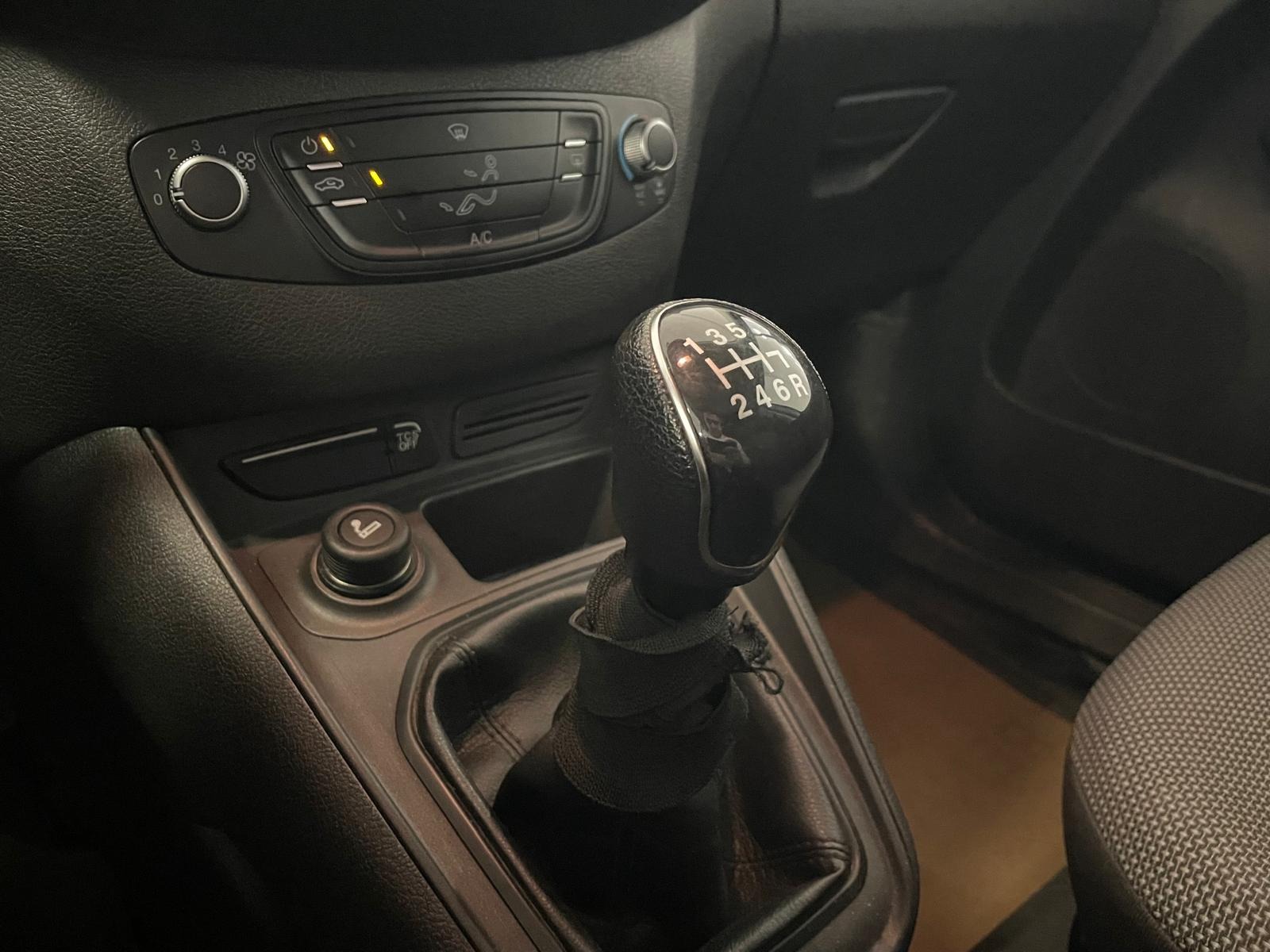 2020 Dizel Manuel Ford Transit Courier Beyaz Ermat Motorlu Araçlar ve Tarım Ürünleri Sanayi Ticaret A.Ş.