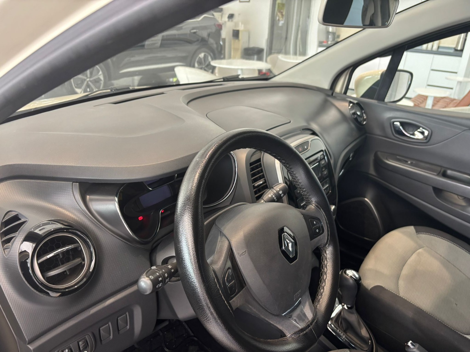 2013 Benzin Otomatik Renault Captur Beyaz Ermat Motorlu Araçlar ve Tarım Ürünleri Sanayi Ticaret A.Ş.