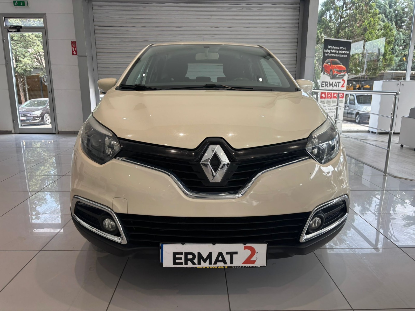 2013 Benzin Otomatik Renault Captur Beyaz Ermat Motorlu Araçlar ve Tarım Ürünleri Sanayi Ticaret A.Ş.
