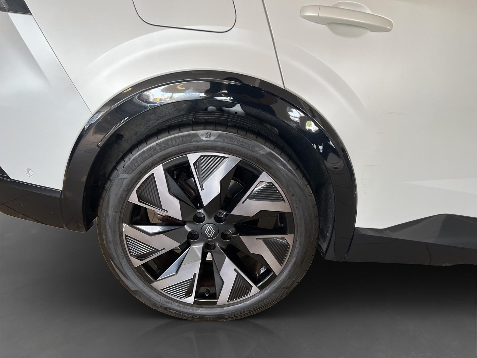 2024 Benzin Otomatik Renault Rafale Beyaz Ermat Motorlu Araçlar ve Tarım Ürünleri Sanayi Ticaret A.Ş.