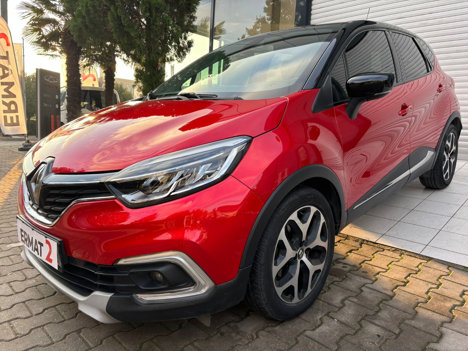 2019 Dizel Otomatik Renault Captur Kırmızı Ermat Motorlu Araçlar ve Tarım Ürünleri Sanayi Ticaret A.Ş.