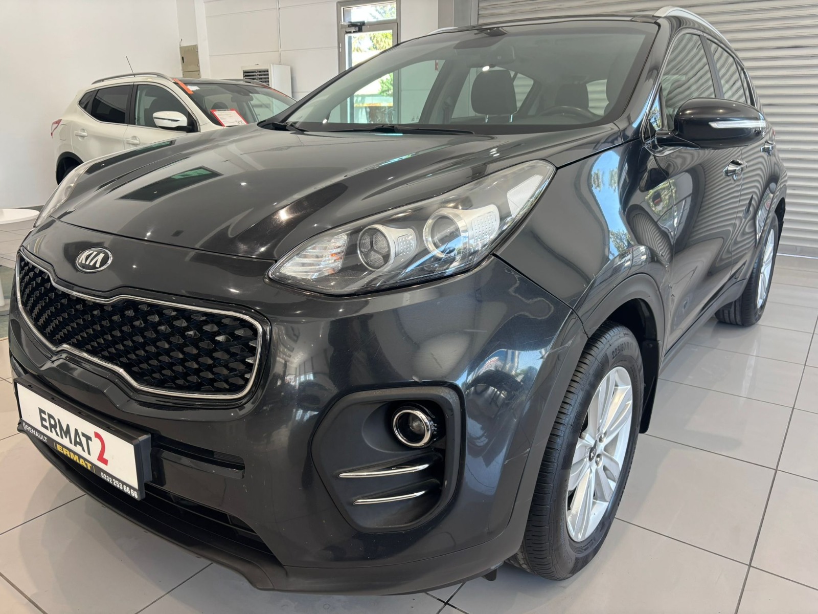 2016 Benzin Otomatik Kia Sportage Siyah Ermat Motorlu Araçlar ve Tarım Ürünleri Sanayi Ticaret A.Ş.