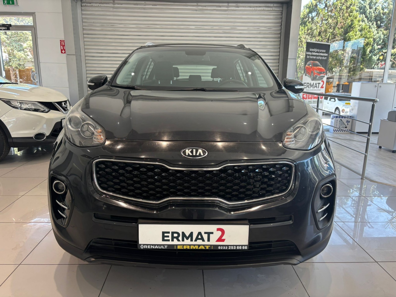 2016 Benzin Otomatik Kia Sportage Siyah Ermat Motorlu Araçlar ve Tarım Ürünleri Sanayi Ticaret A.Ş.