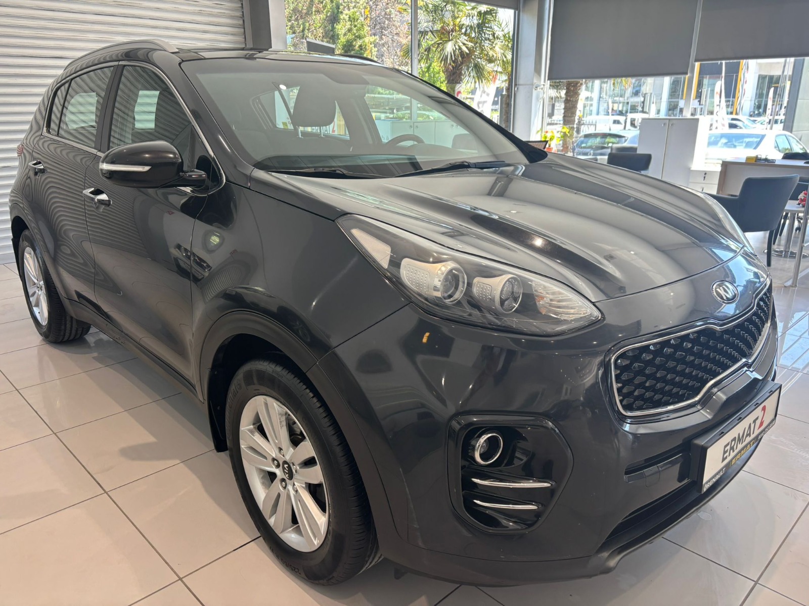 2016 Benzin Otomatik Kia Sportage Siyah Ermat Motorlu Araçlar ve Tarım Ürünleri Sanayi Ticaret A.Ş.
