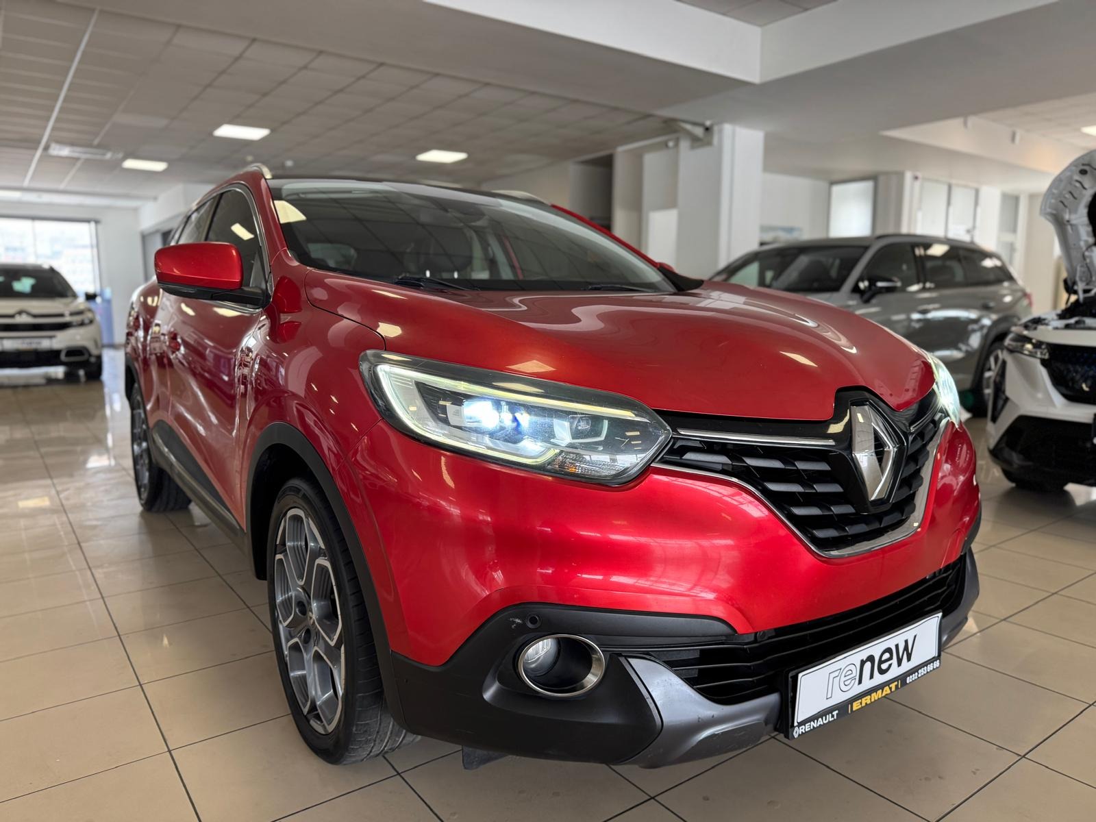 2018 Dizel Otomatik Renault Kadjar Kırmızı Ermat Motorlu Araçlar ve Tarım Ürünleri Sanayi Ticaret A.Ş.