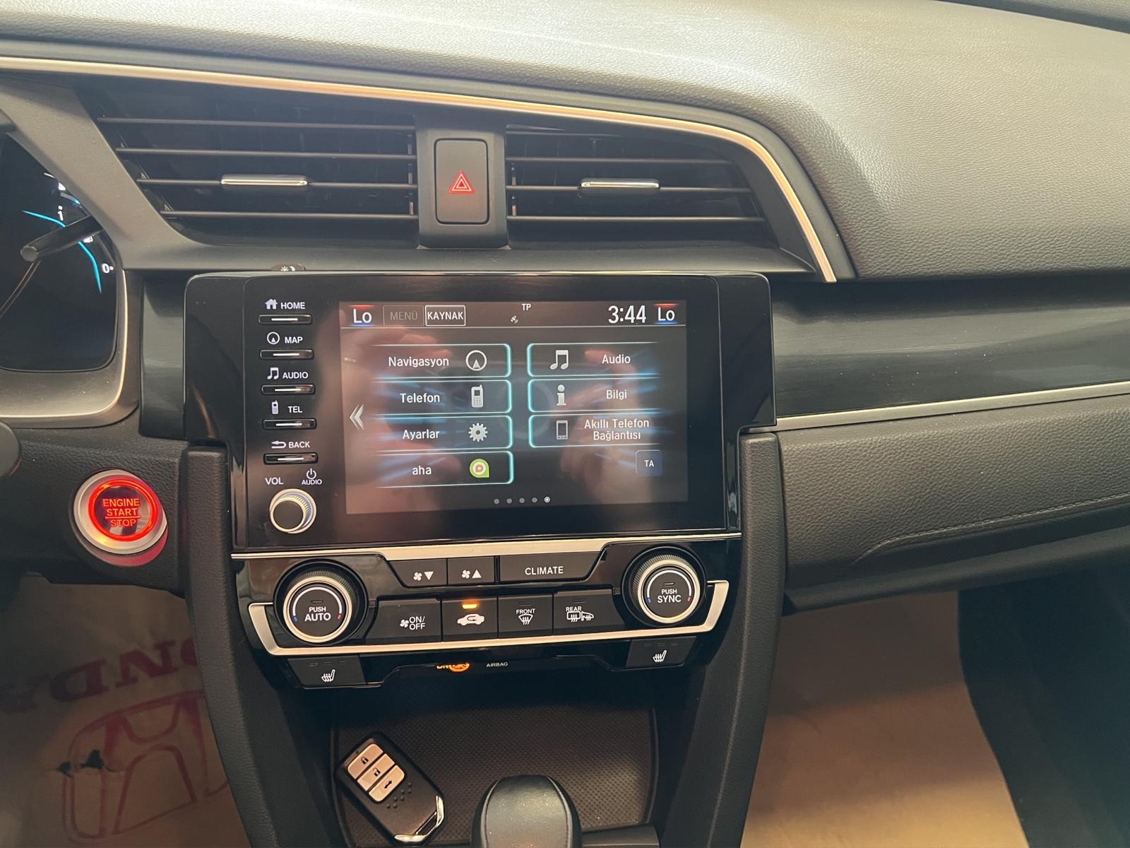 2019 Benzin + LPG Otomatik Honda Civic Beyaz Ermat Motorlu Araçlar ve Tarım Ürünleri Sanayi Ticaret A.Ş.