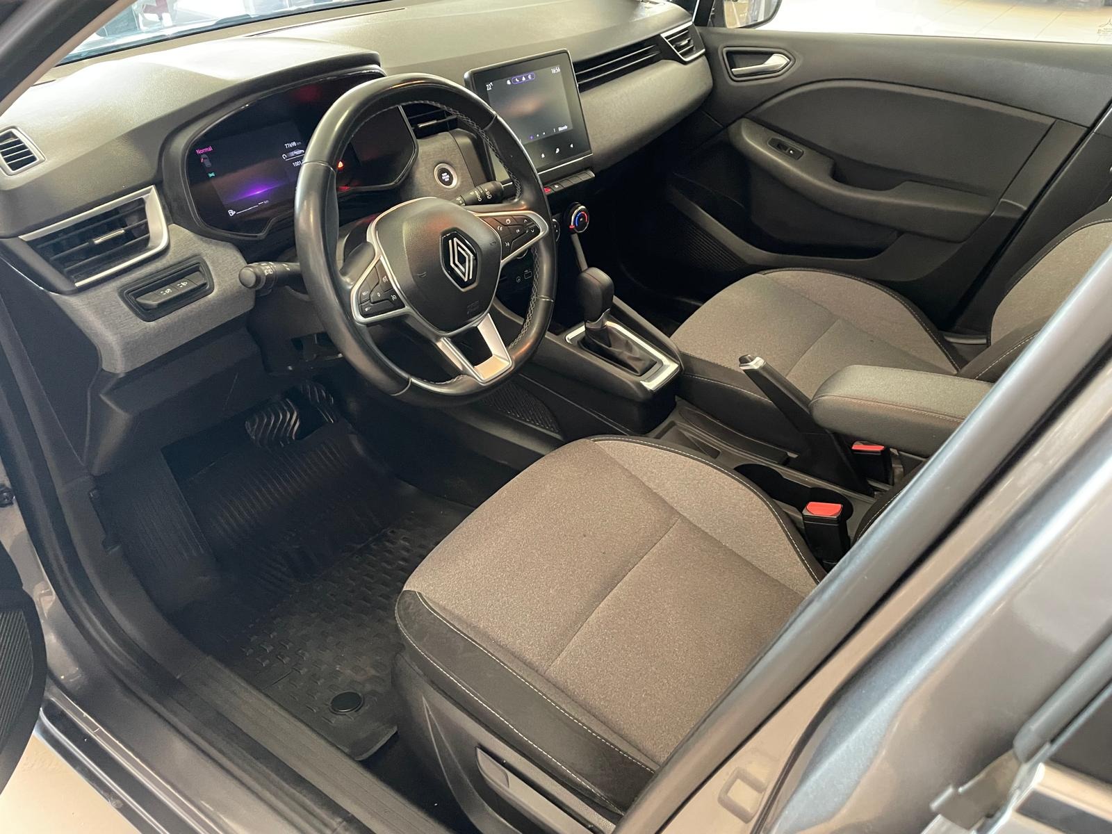 2024 Benzin Otomatik Renault Clio Gri Ermat Motorlu Araçlar ve Tarım Ürünleri Sanayi Ticaret A.Ş.