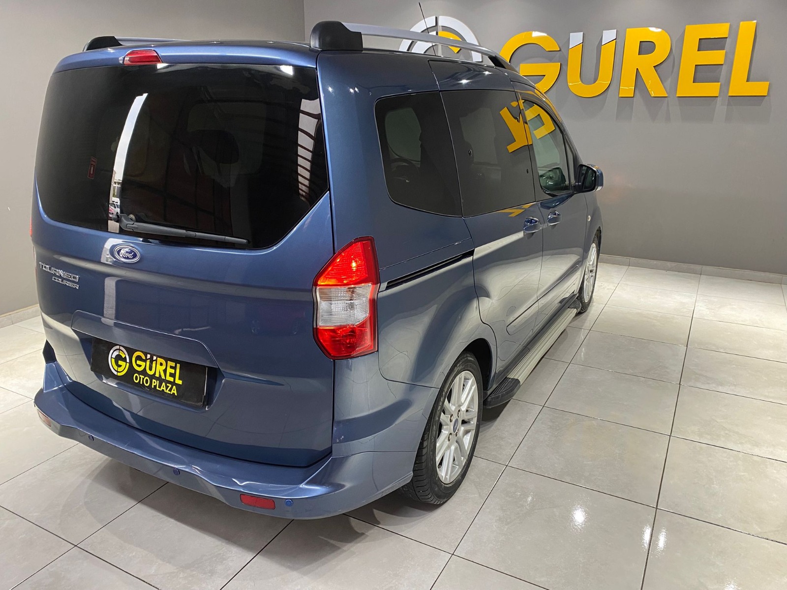 2021 Dizel Manuel Ford Tourneo Courier Mavi Gürel Tasarım Aksesuar Otomotiv San. Tic. Ltd. Şti.