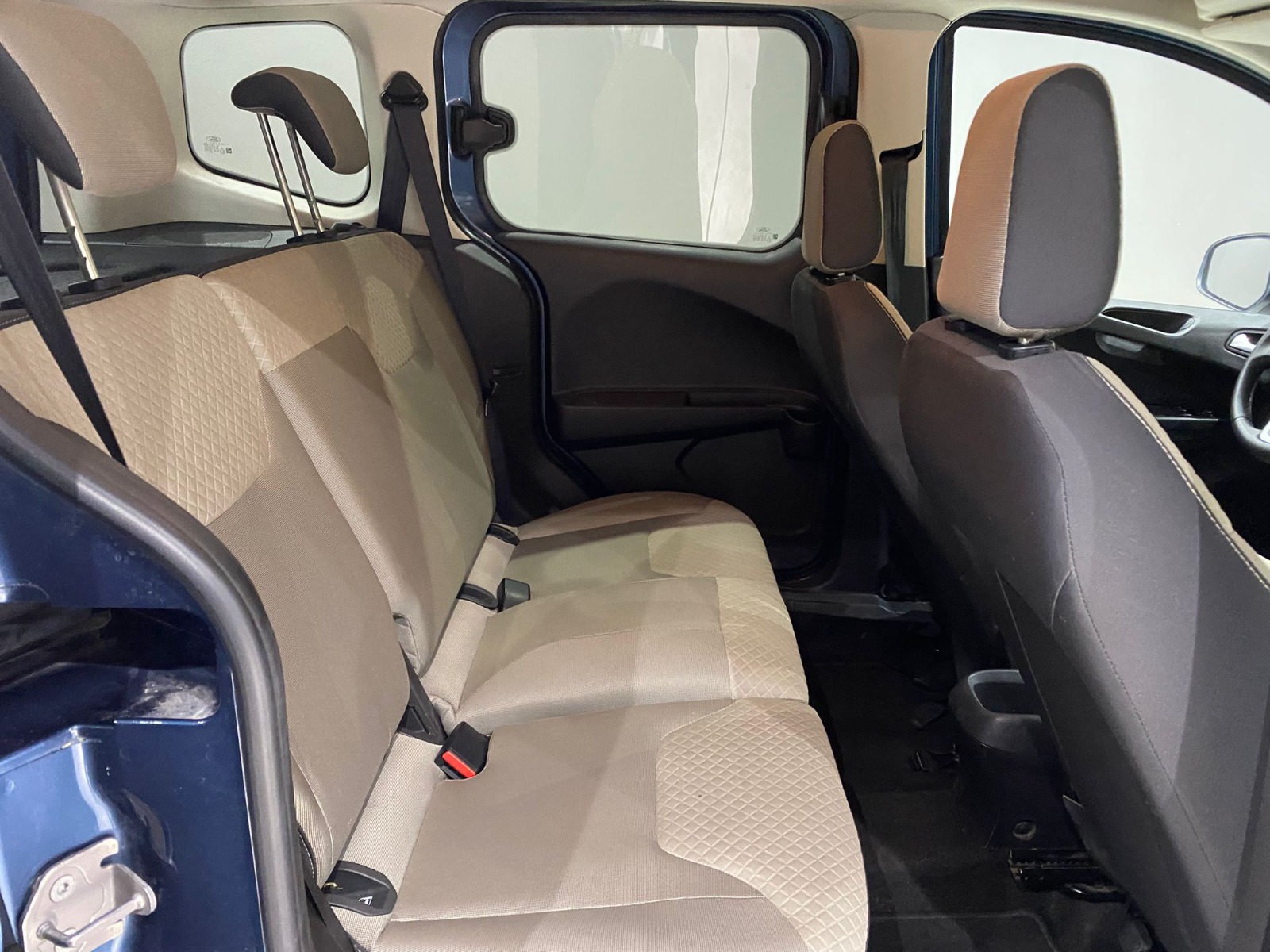 2021 Dizel Manuel Ford Tourneo Courier Mavi Gürel Tasarım Aksesuar Otomotiv San. Tic. Ltd. Şti.