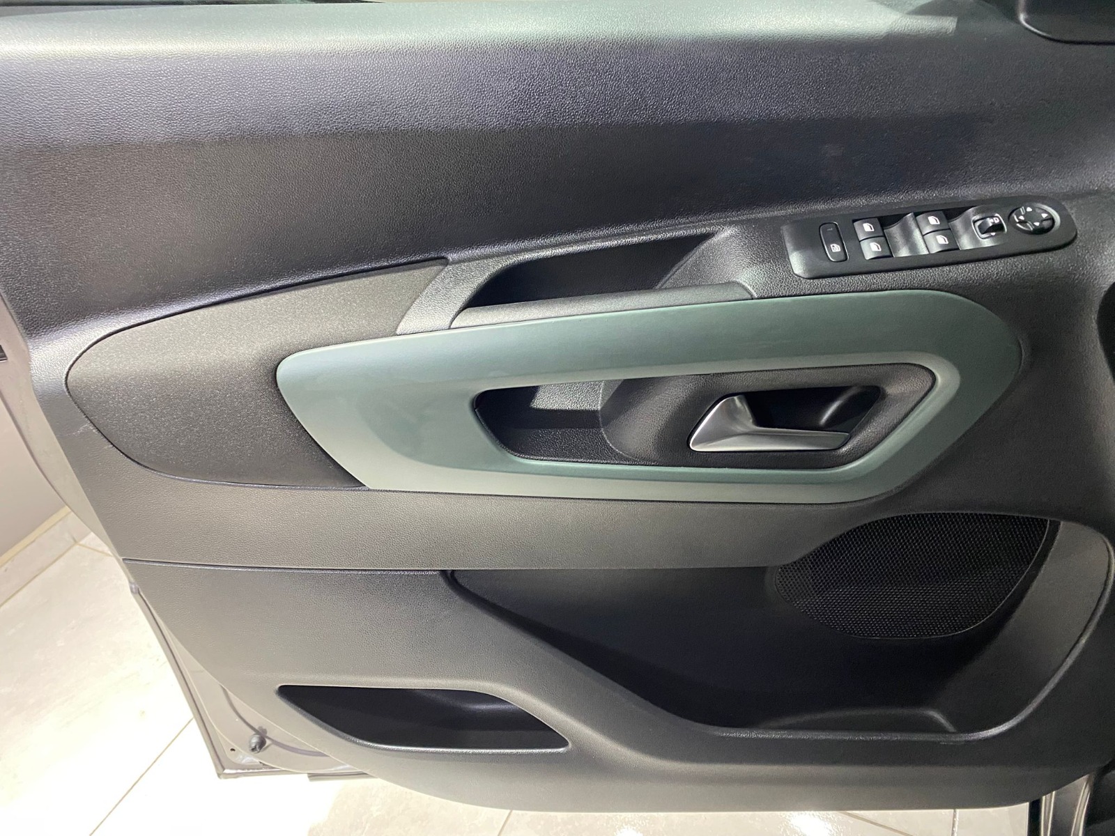 2023 Dizel Otomatik Citroen Berlingo Gri Gürel Tasarım Aksesuar Otomotiv San. Tic. Ltd. Şti.
