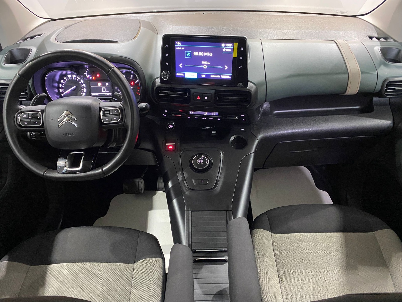 2023 Dizel Otomatik Citroen Berlingo Gri Gürel Tasarım Aksesuar Otomotiv San. Tic. Ltd. Şti.