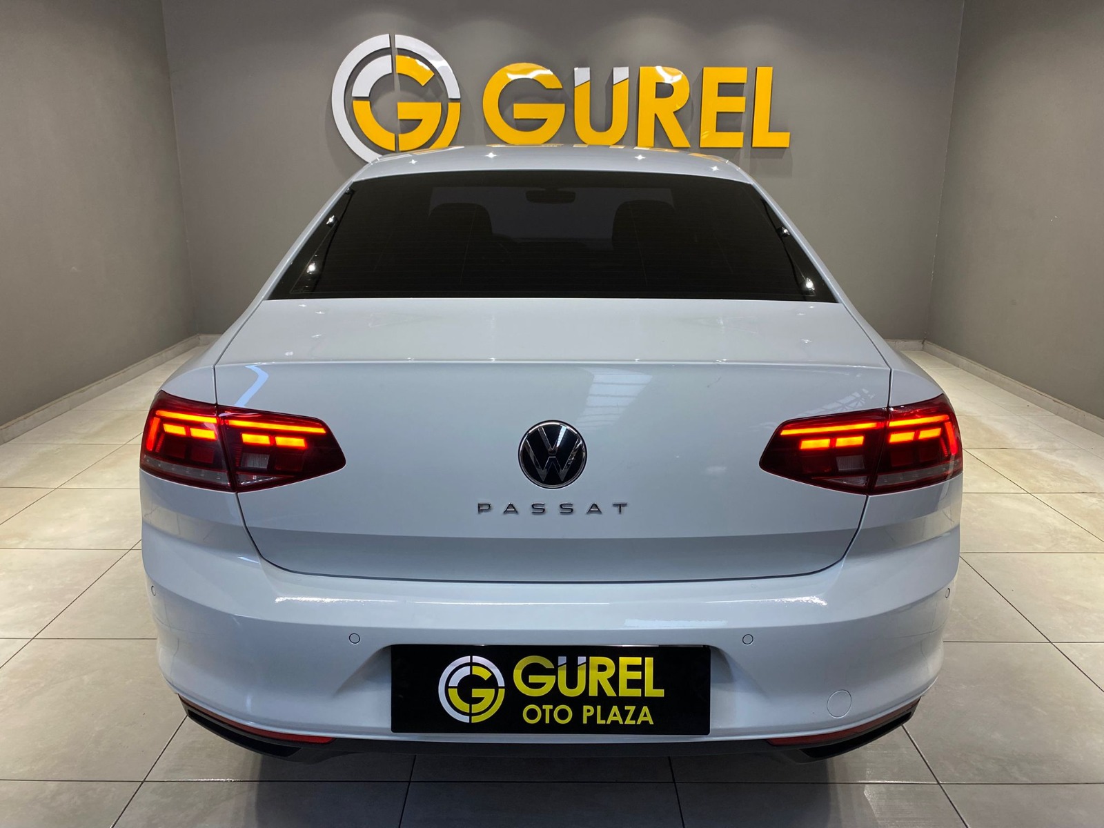 2022 Benzin Otomatik Volkswagen Passat Beyaz Gürel Tasarım Aksesuar Otomotiv San. Tic. Ltd. Şti.