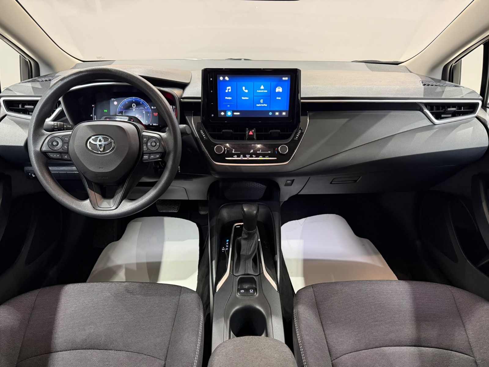 2026 Benzin Otomatik Toyota Corolla Beyaz Gürel Tasarım Aksesuar Otomotiv San. Tic. Ltd. Şti.