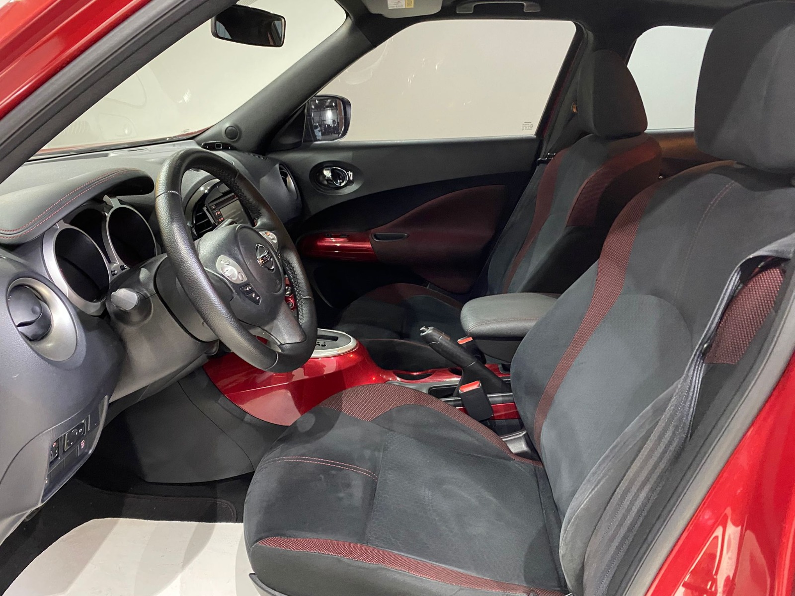 2014 Benzin Otomatik Nissan Juke Kırmızı Gürel Tasarım Aksesuar Otomotiv San. Tic. Ltd. Şti.