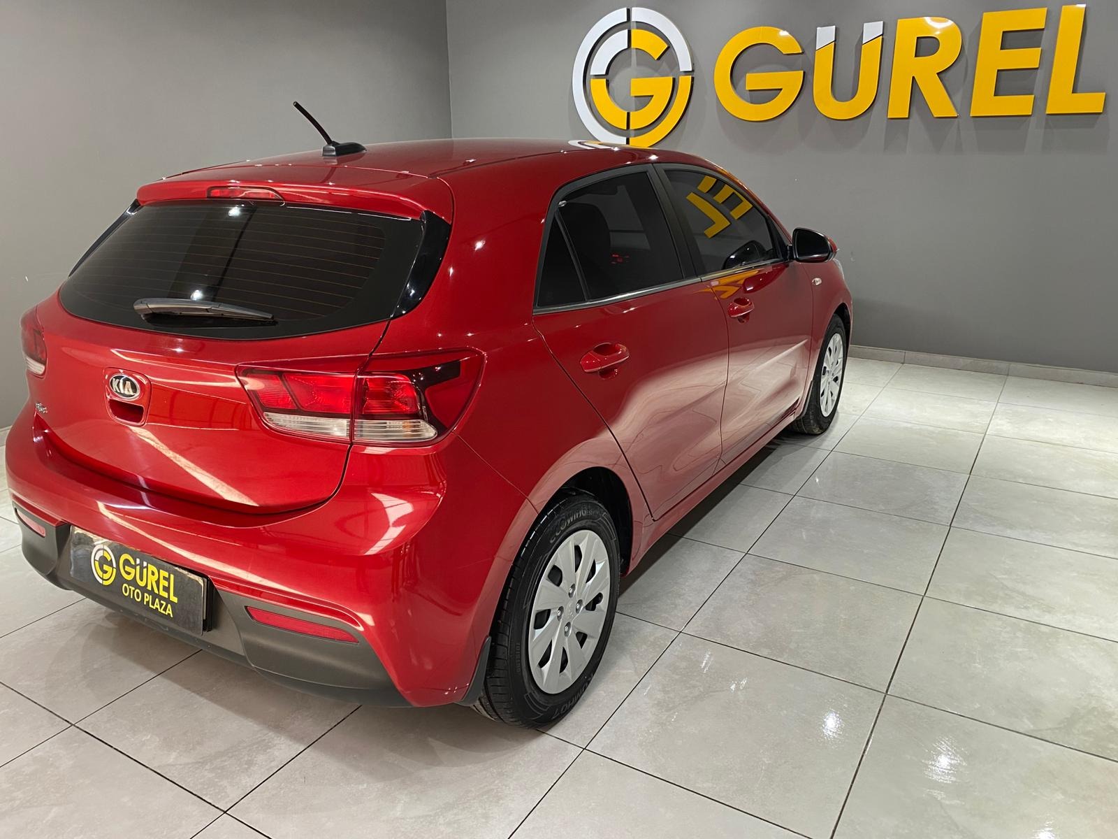 2021 Benzin Manuel Kia Rio Kırmızı Gürel Tasarım Aksesuar Otomotiv San. Tic. Ltd. Şti.