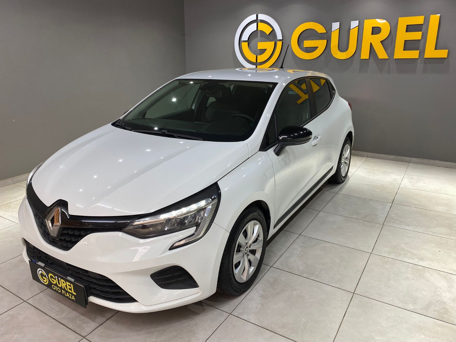 2023 Benzin Otomatik Renault Clio Beyaz Gürel Tasarım Aksesuar Otomotiv San. Tic. Ltd. Şti.