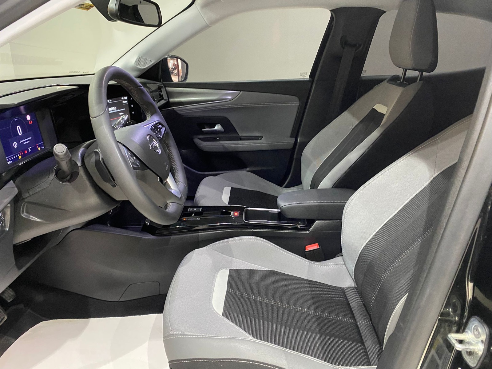 2024 Benzin Otomatik Opel Mokka Siyah Gürel Tasarım Aksesuar Otomotiv San. Tic. Ltd. Şti.