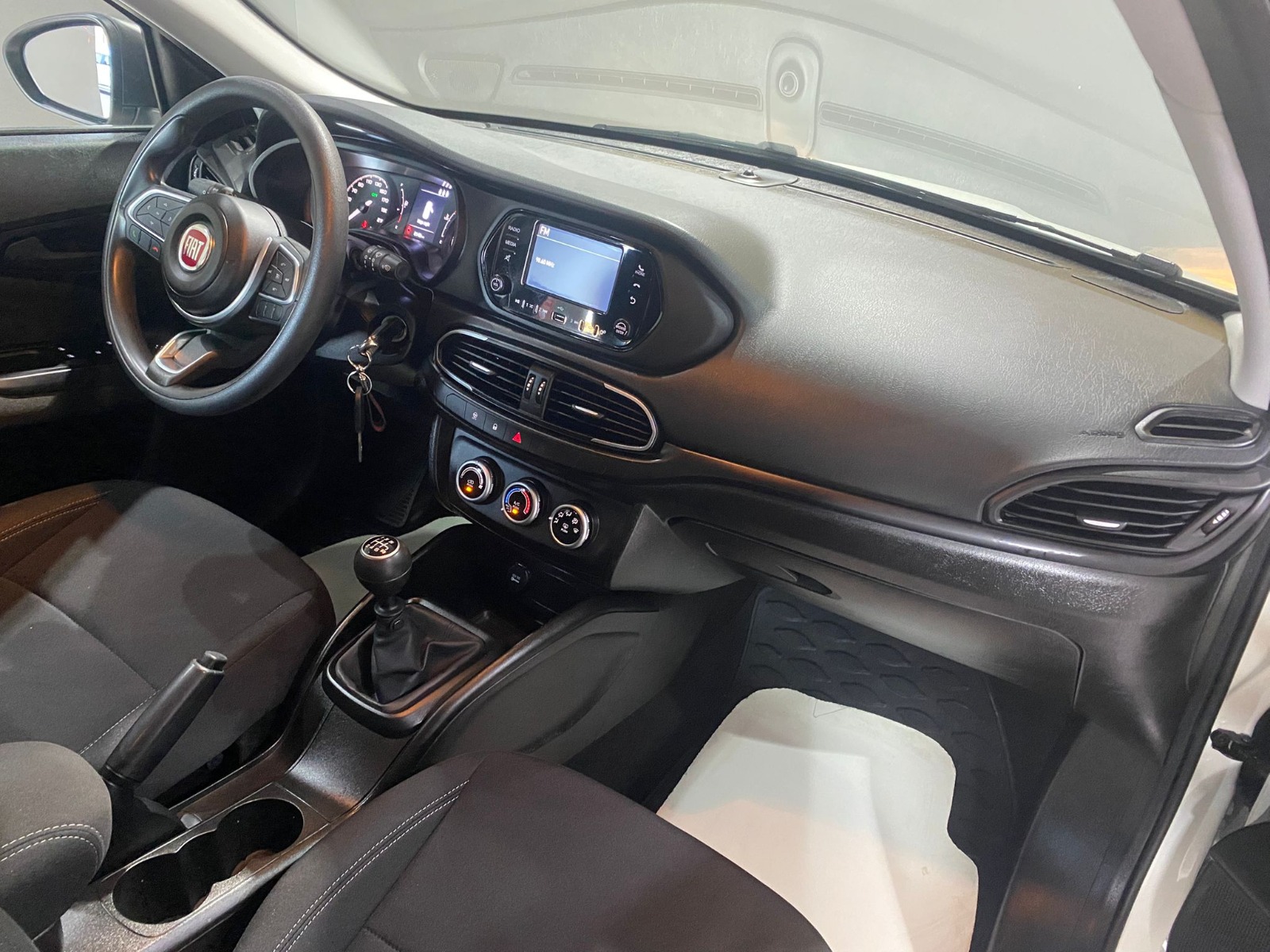 2024 Benzin Manuel Fiat Egea Beyaz Gürel Tasarım Aksesuar Otomotiv San. Tic. Ltd. Şti.