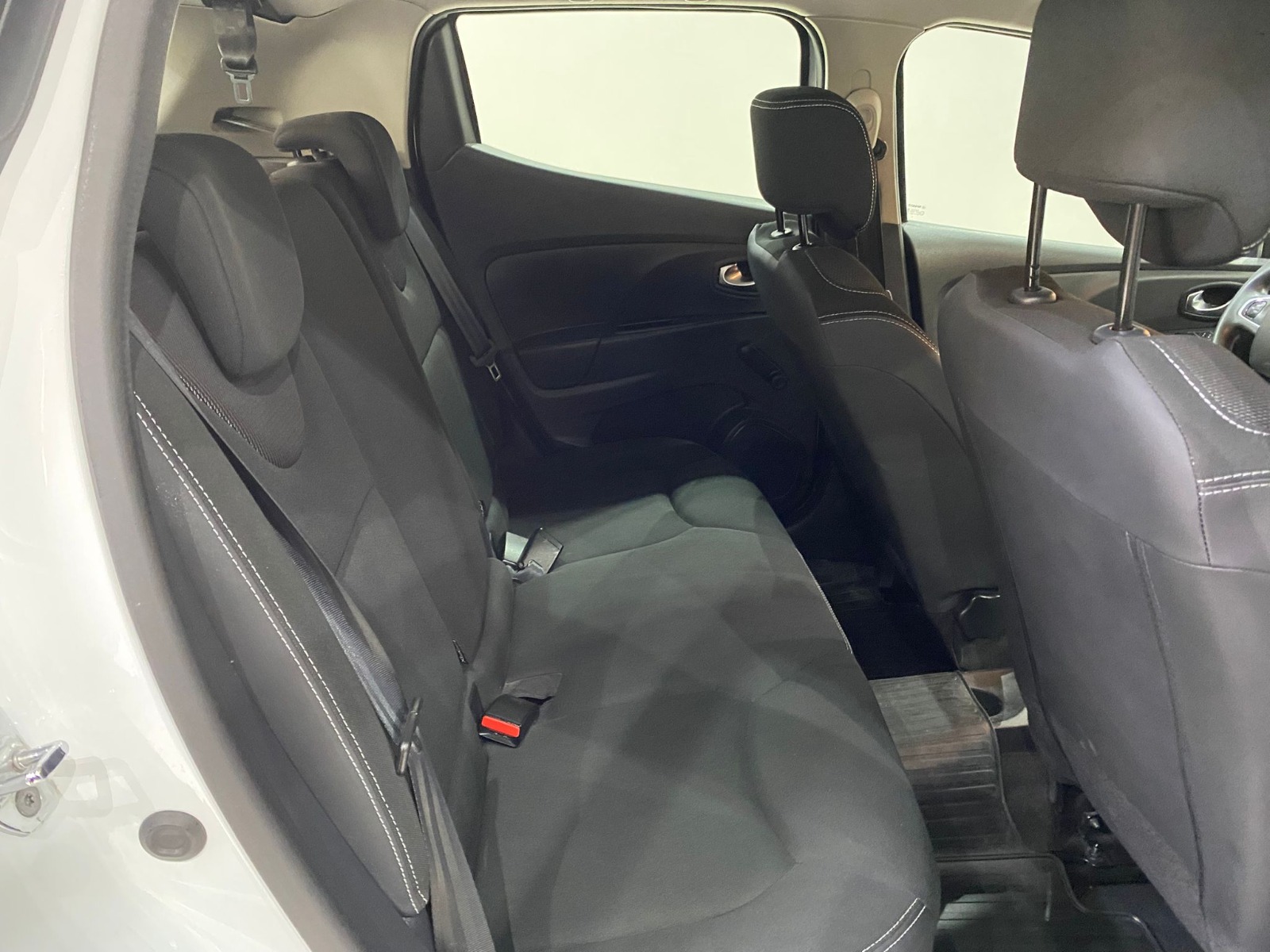 2019 Benzin Manuel Renault Clio Beyaz Gürel Tasarım Aksesuar Otomotiv San. Tic. Ltd. Şti.