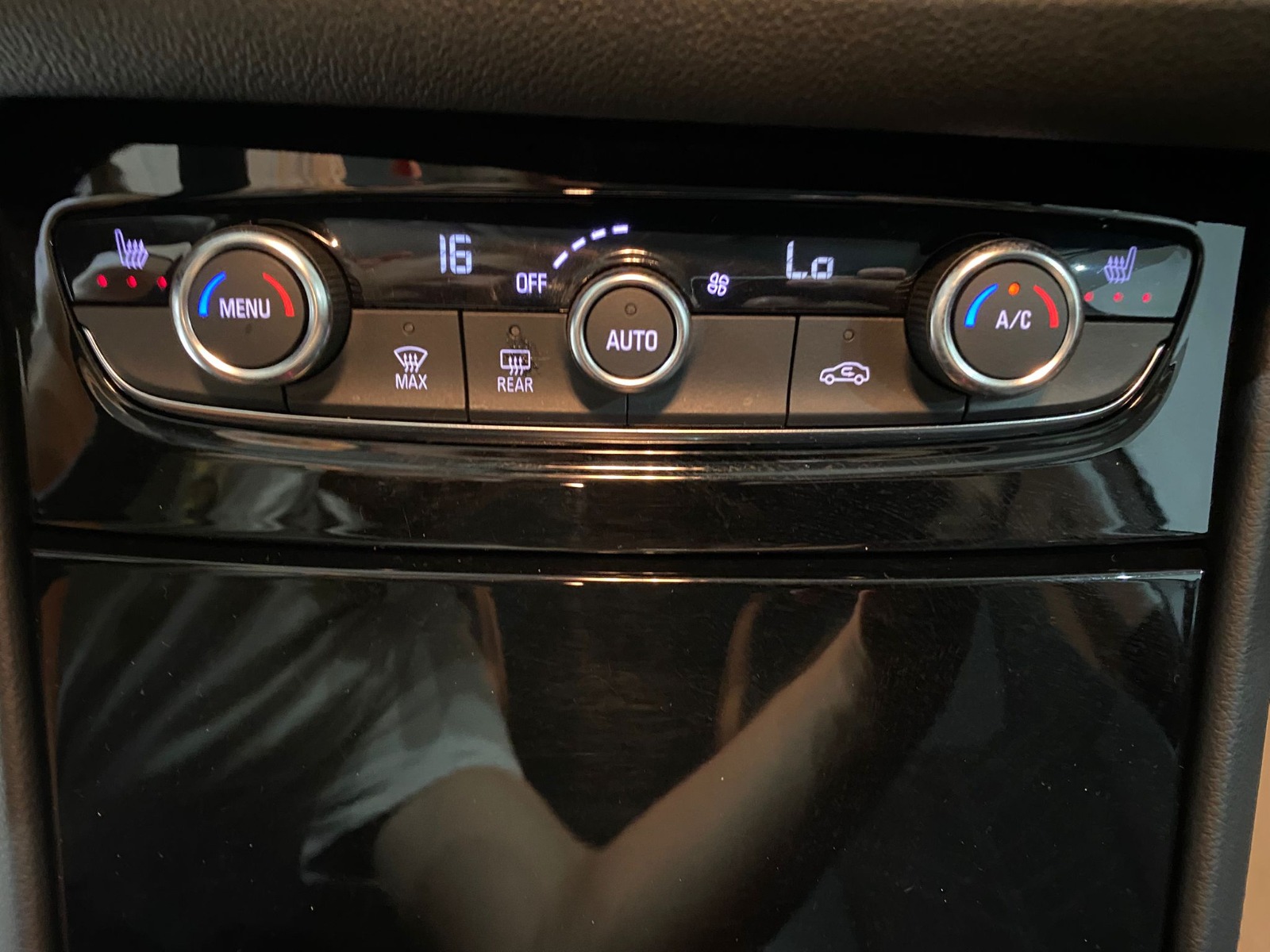 2024 Benzin Otomatik Opel Grandland Gümüş Gri Gürel Tasarım Aksesuar Otomotiv San. Tic. Ltd. Şti.