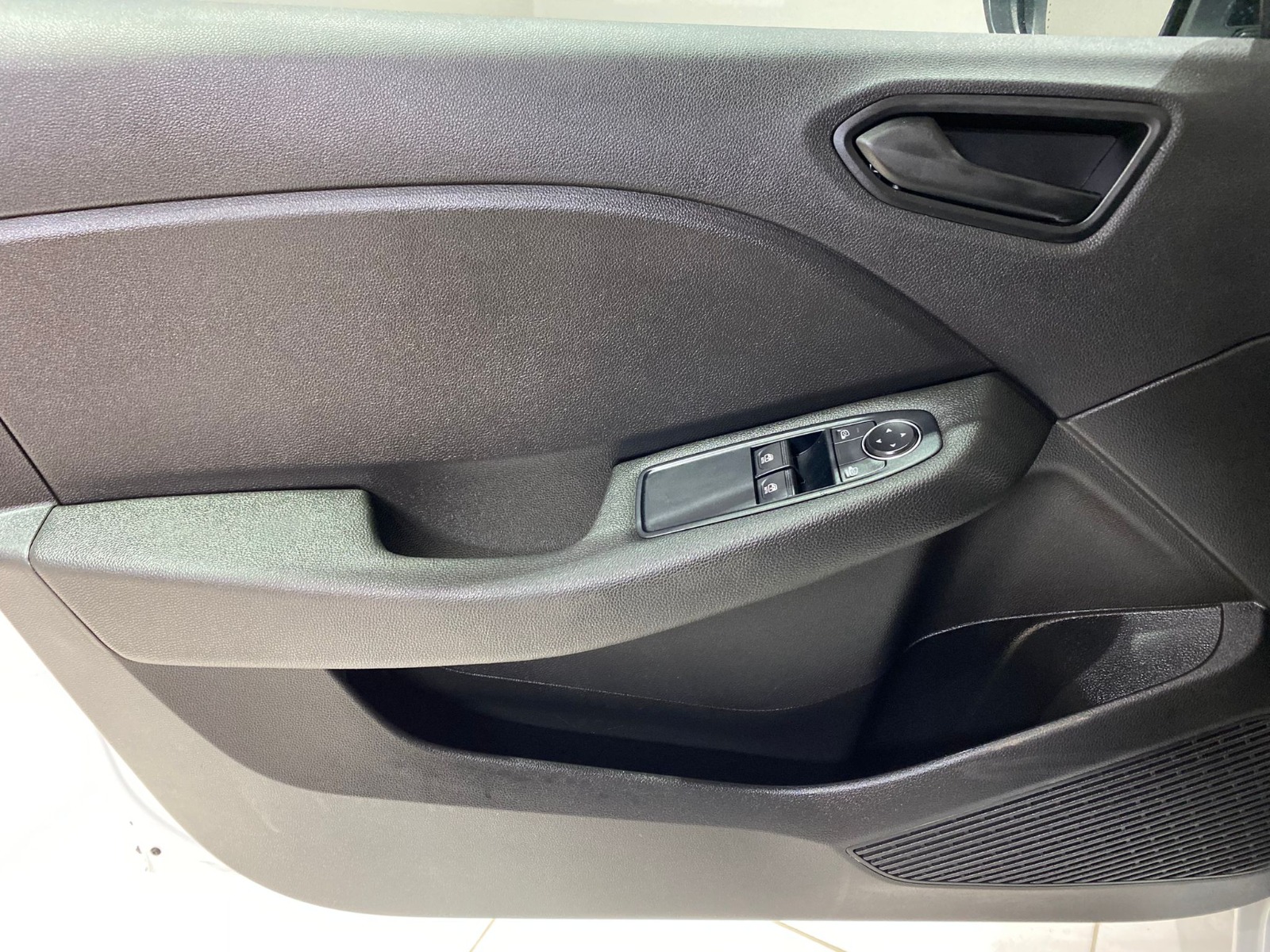 2022 Benzin Manuel Renault Clio Beyaz Gürel Tasarım Aksesuar Otomotiv San. Tic. Ltd. Şti.